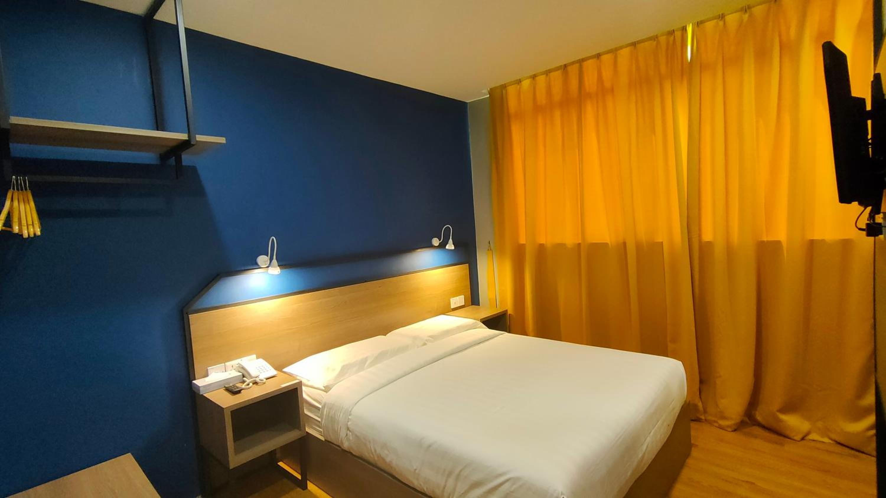 Standard Double Room - Photo 5