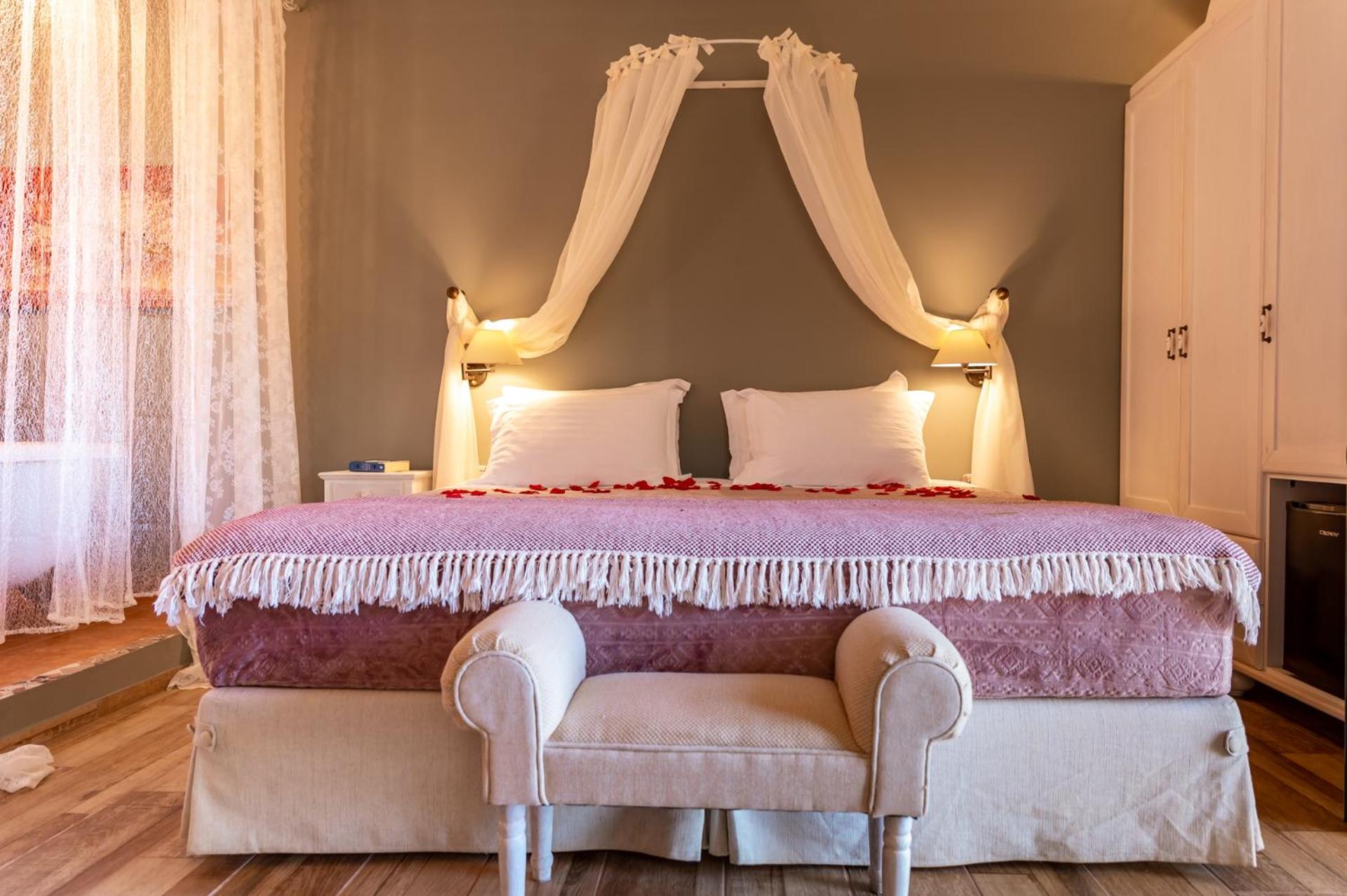 Queen Suite with Sea View photo 1
