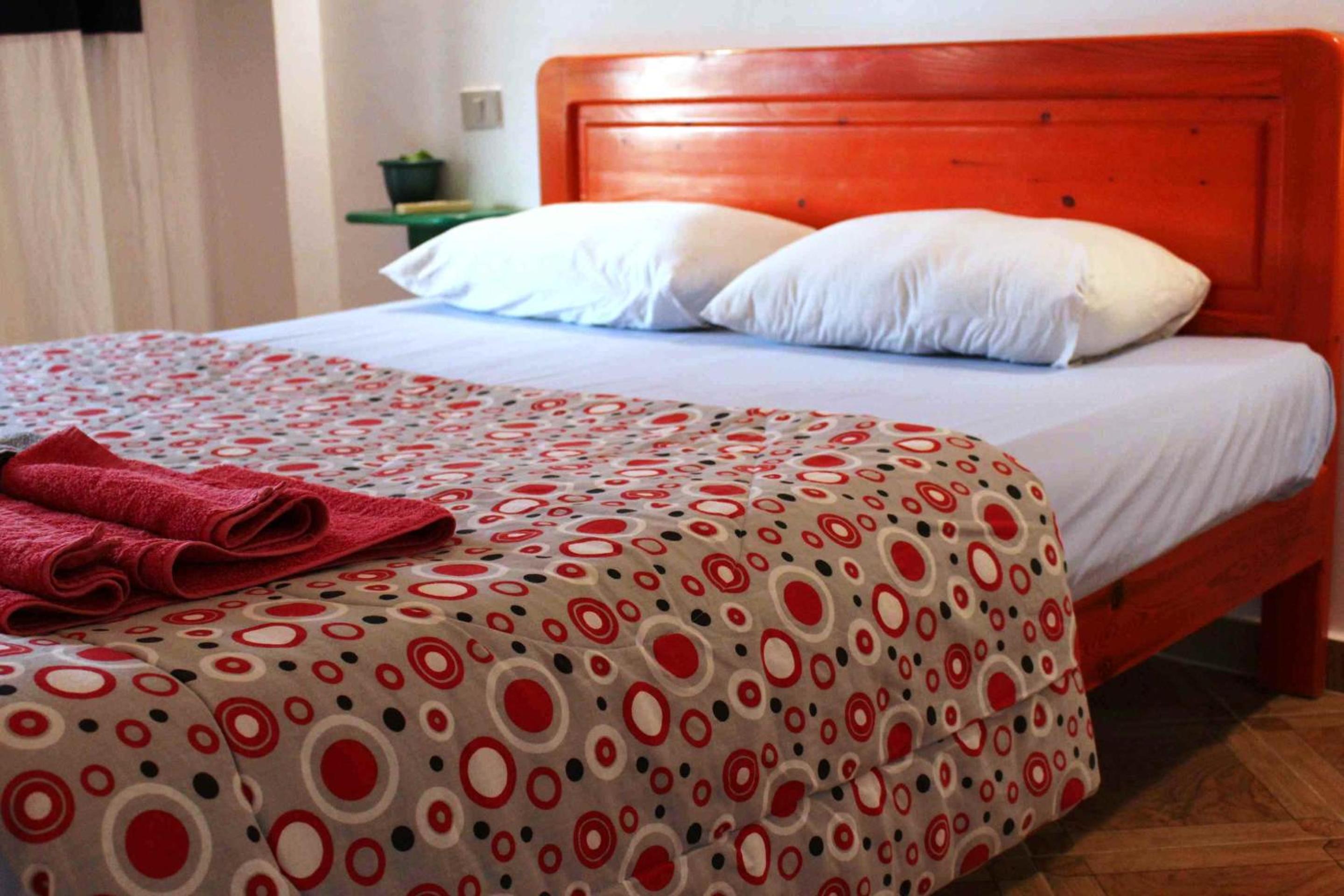 Deluxe Double Room with Balcony and Sea View - Photo 8