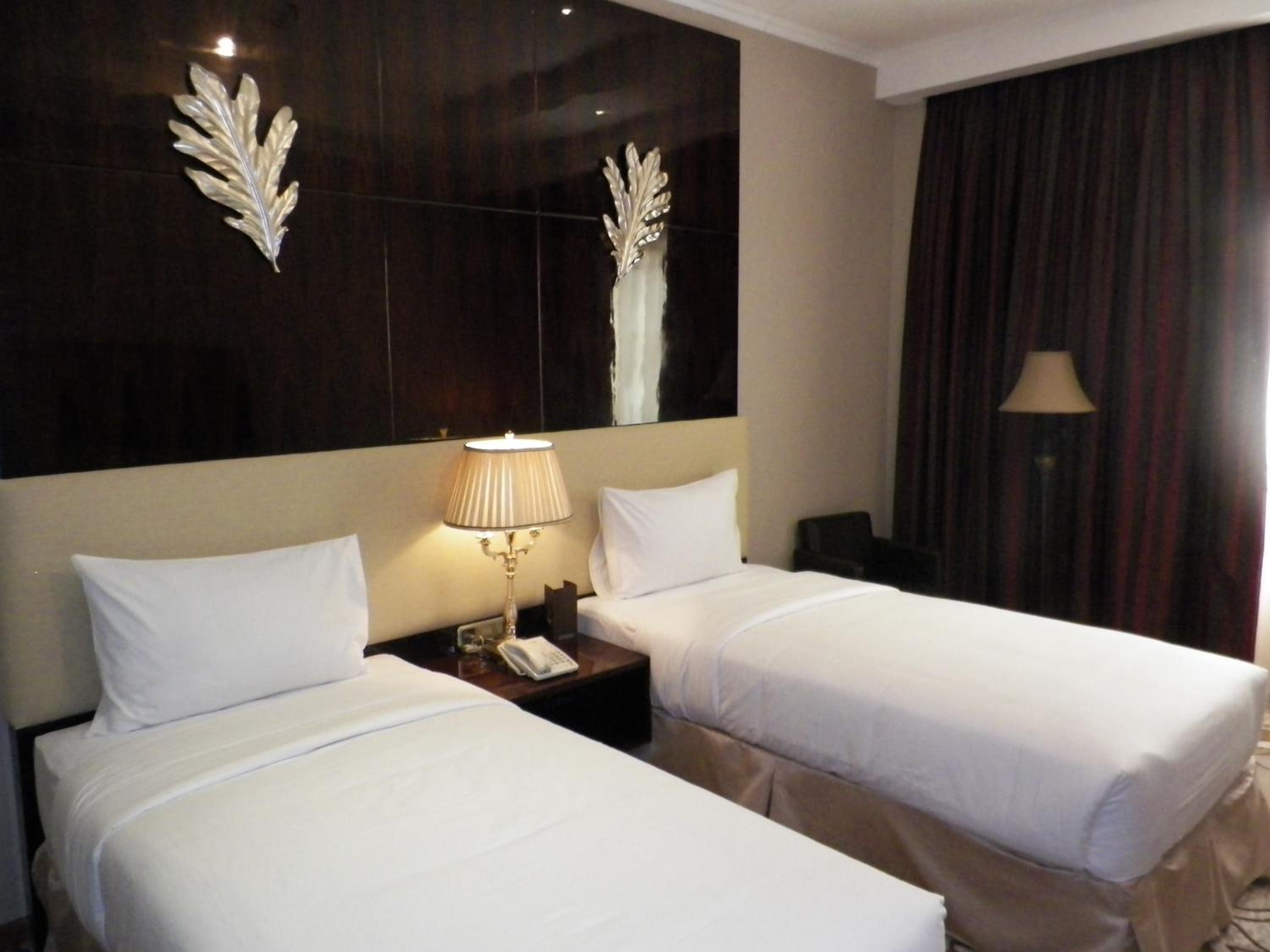 Deluxe Double Or Twin Room photo 3