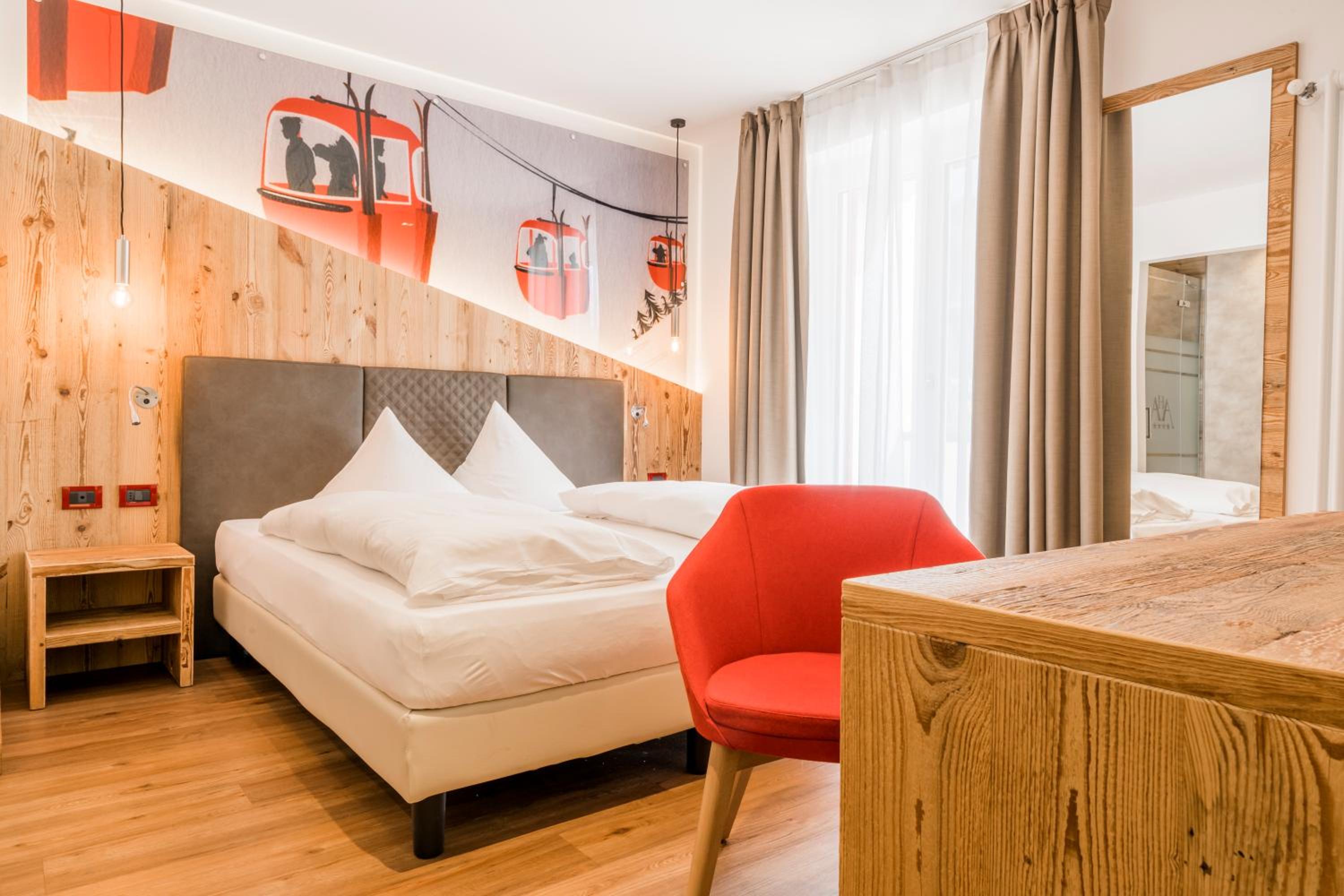 Superior Double or Twin Room with Mountain View