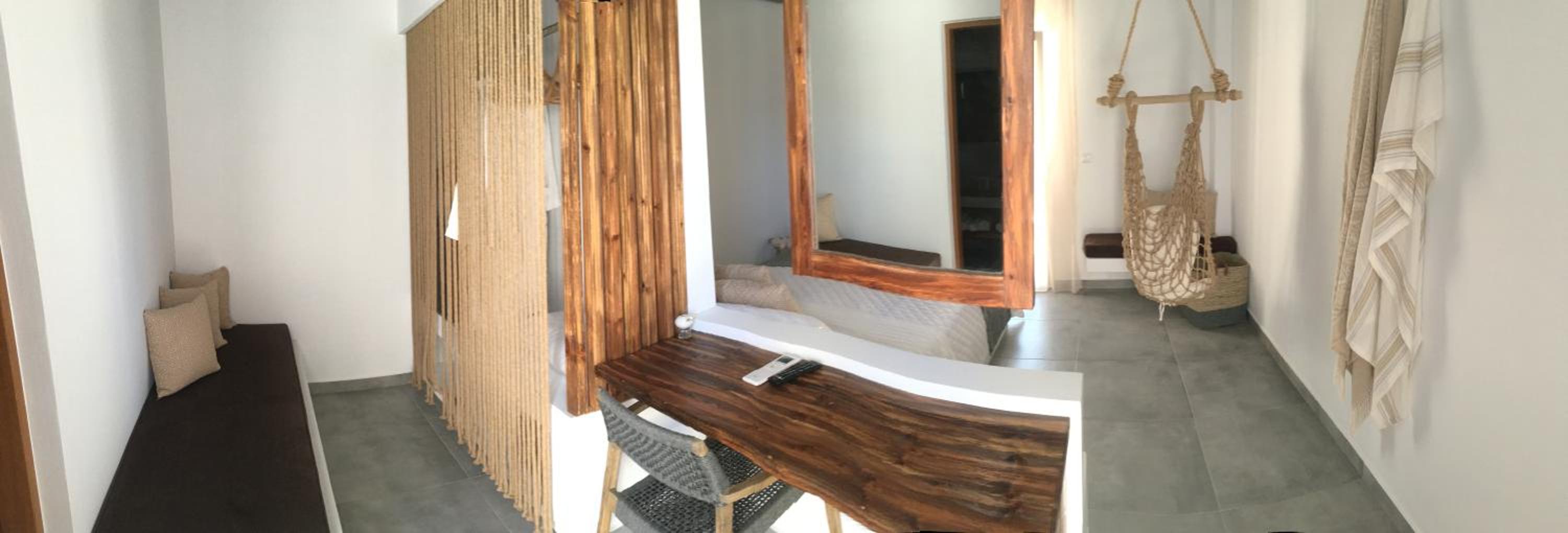 Queen Suite with Terrace & Spa Bath