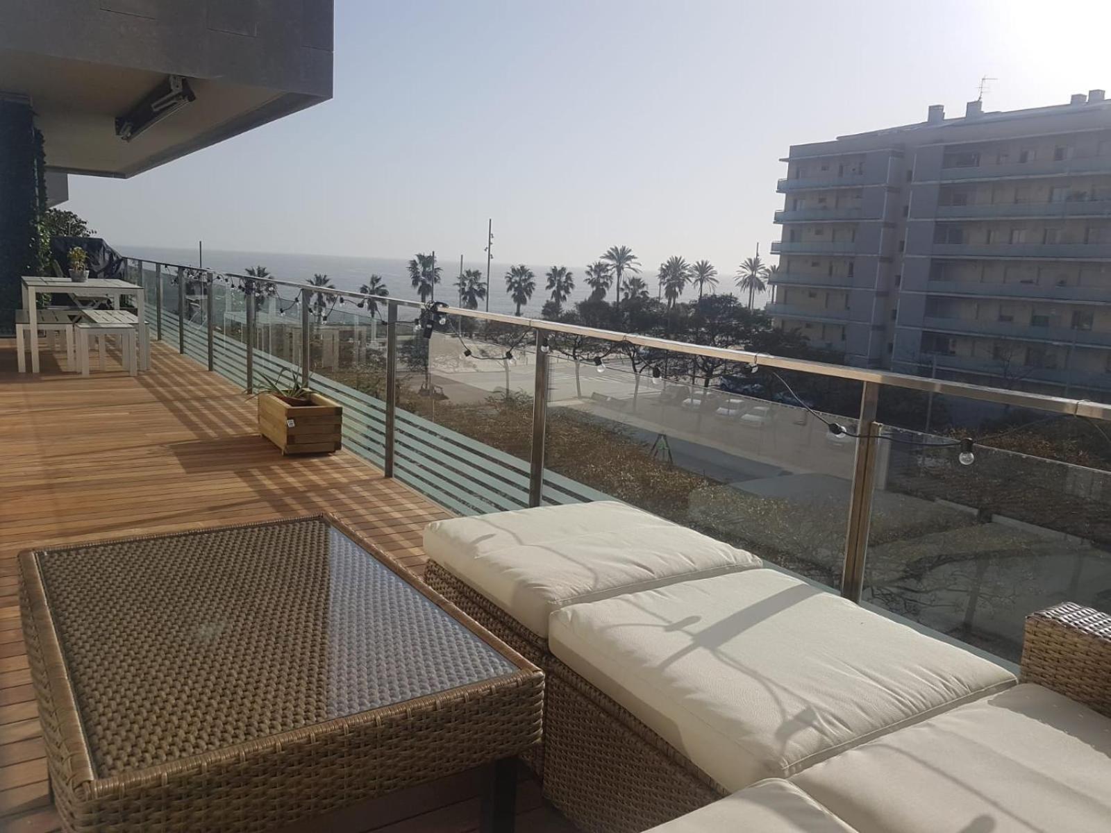 Apartment with Balcony photo 2