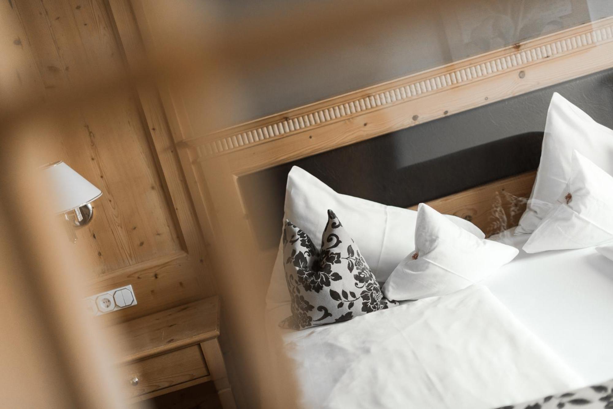 Junior Suite (2 Adults) photo 3