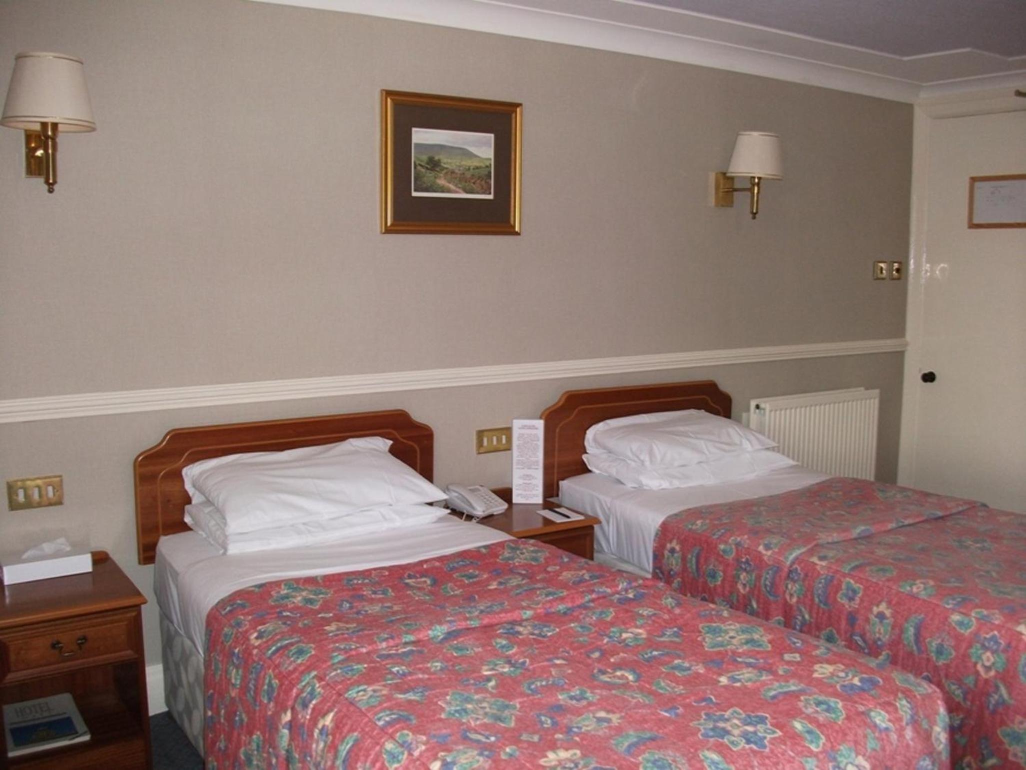 Classic Twin Room - Photo 5
