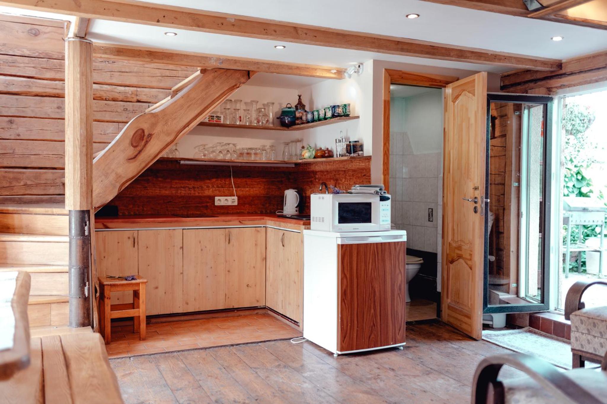 Two-Bedroom House - Photo 8