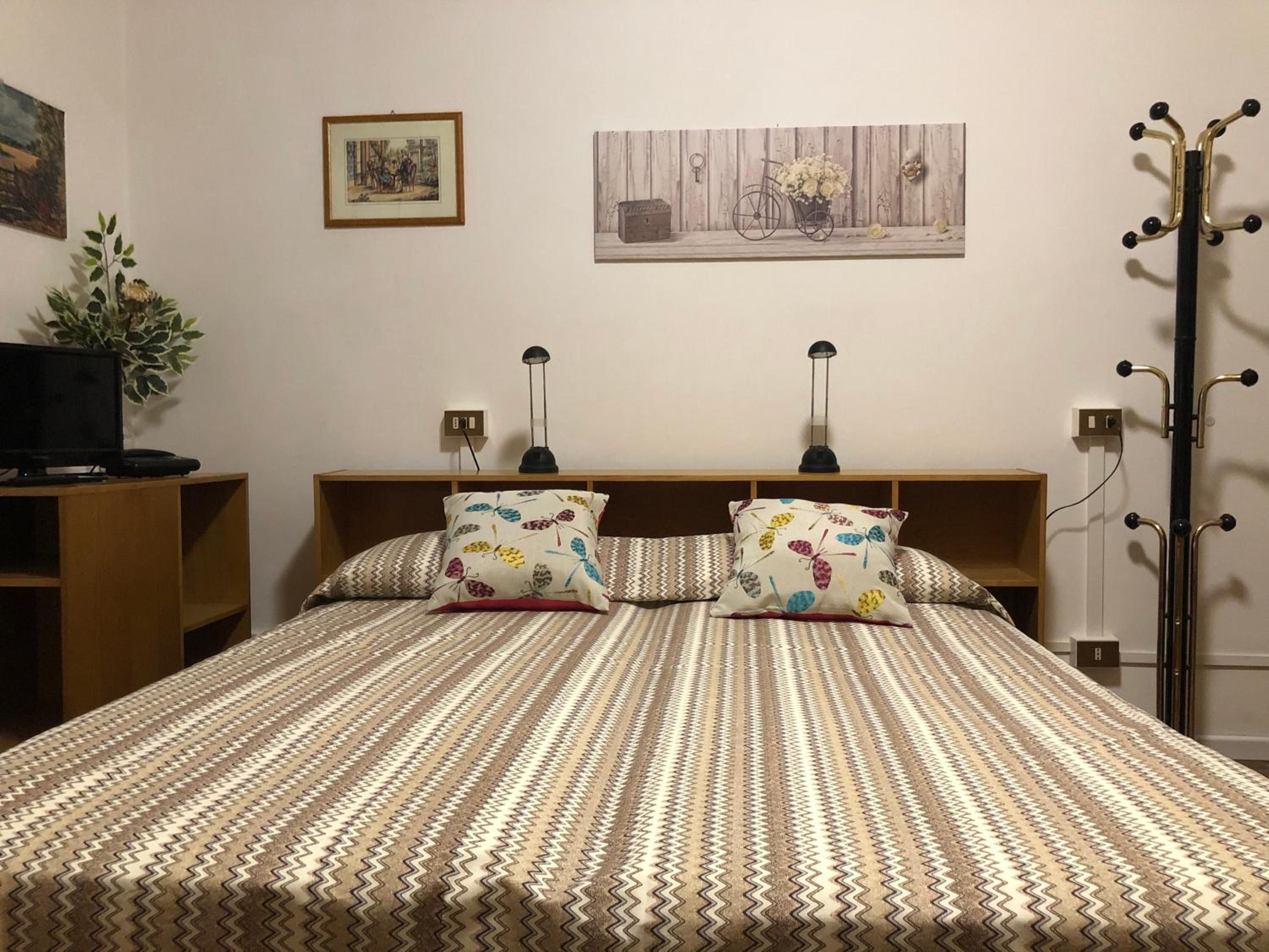 Triple Room with Private Bathroom