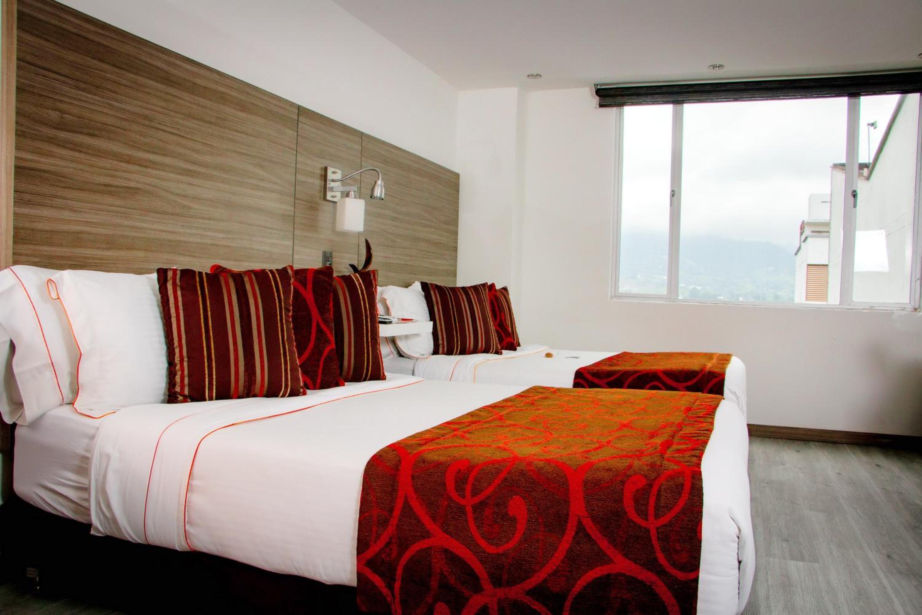Double Room with Two Double Beds photo 1