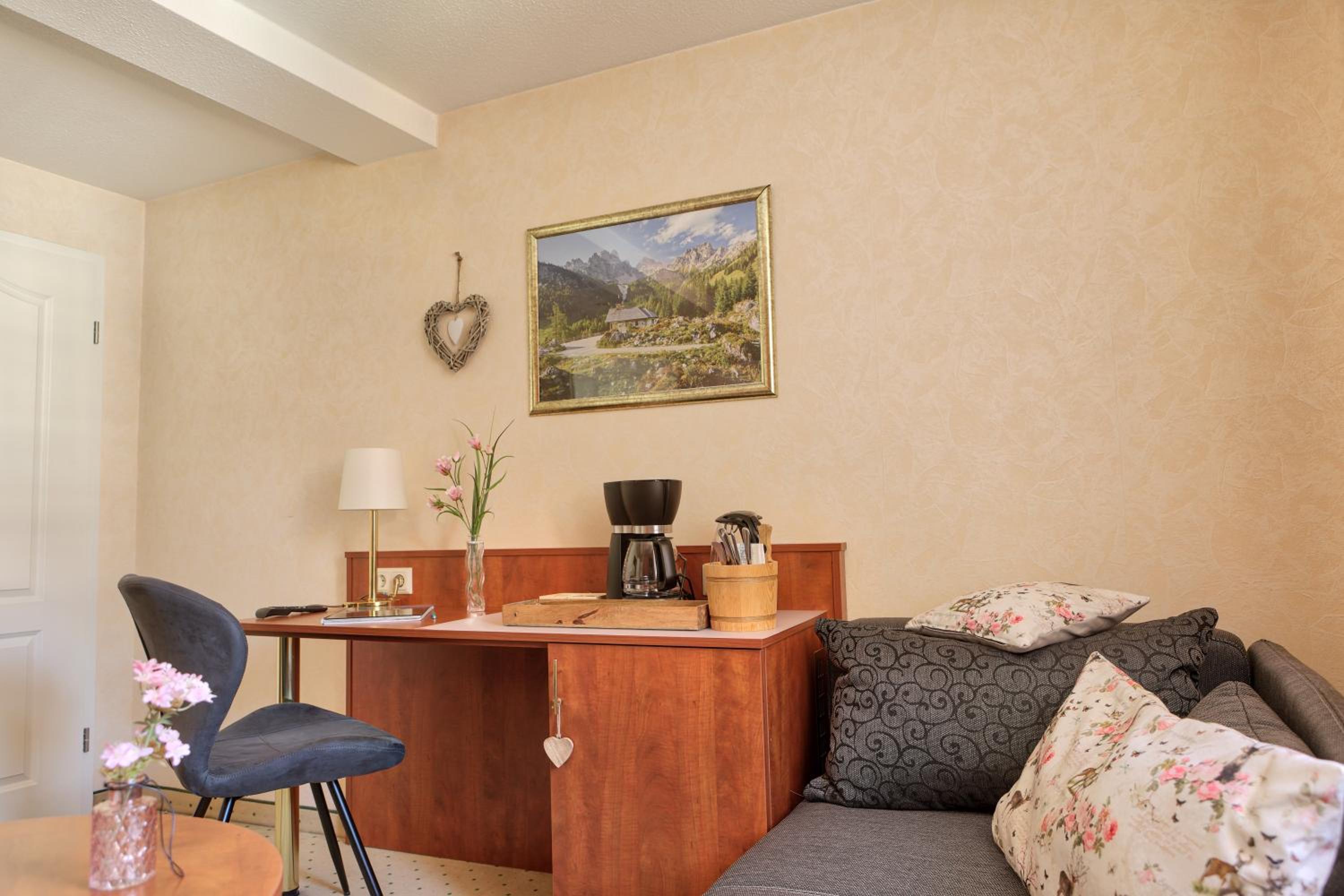 Apartment - Photo 4