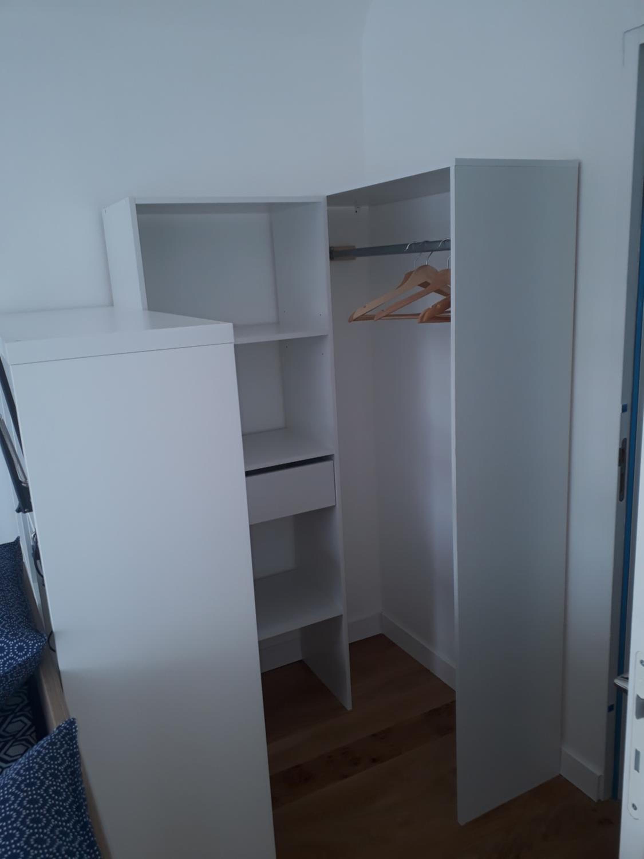 Double Room with Private Bathroom - Photo 2