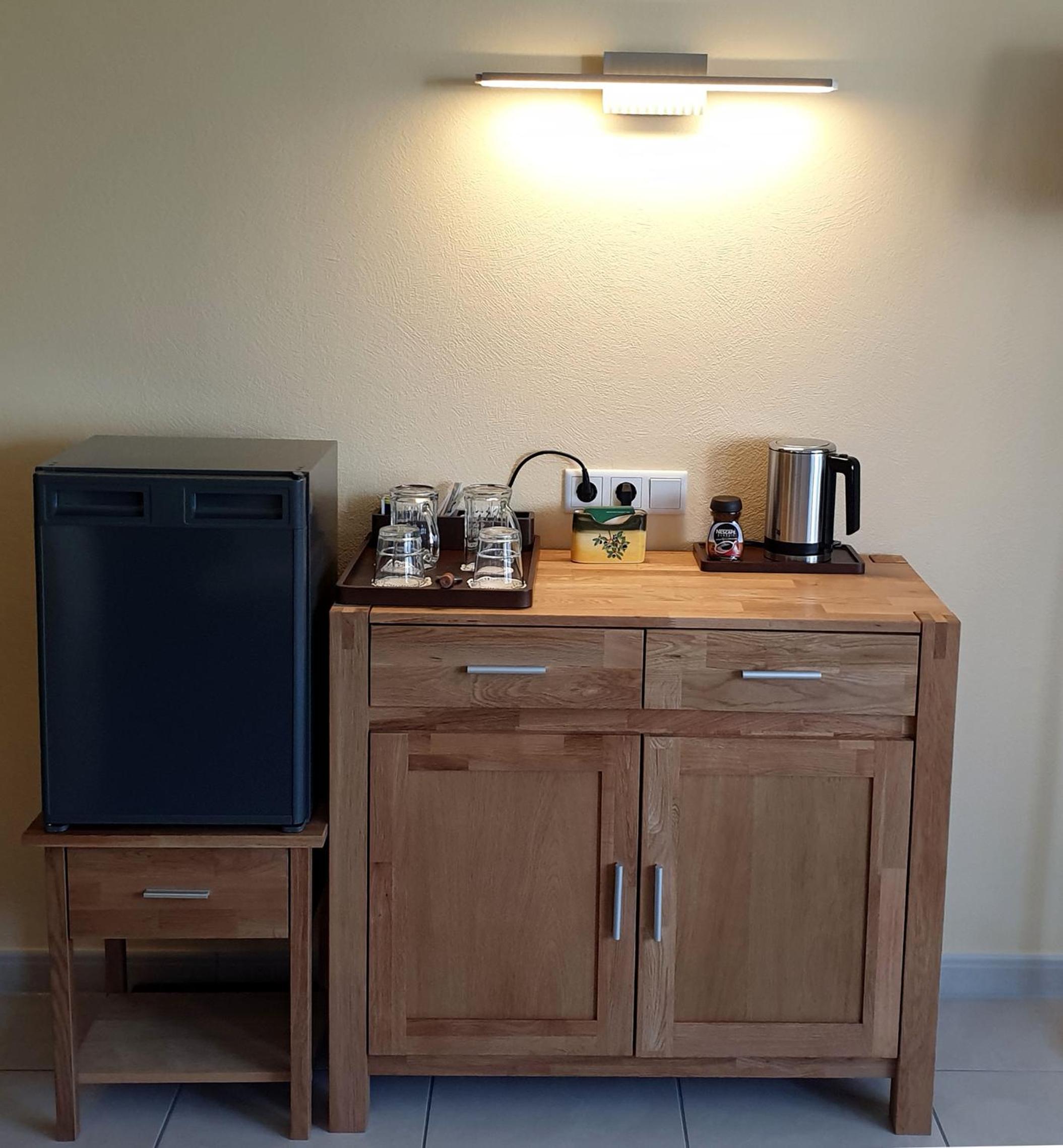 Deluxe Double Room with Shower photo 2