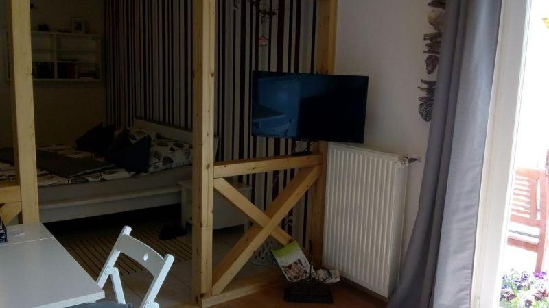 One-Bedroom Apartment - Photo 10