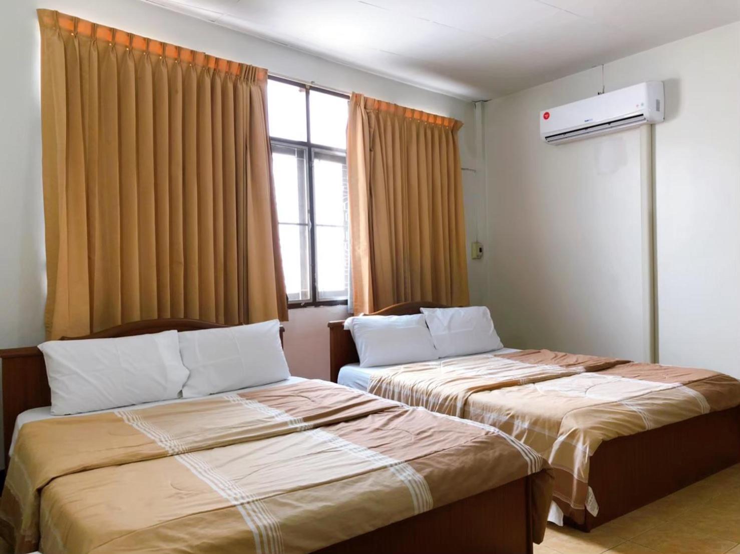 Deluxe Twin Room - Photo 1