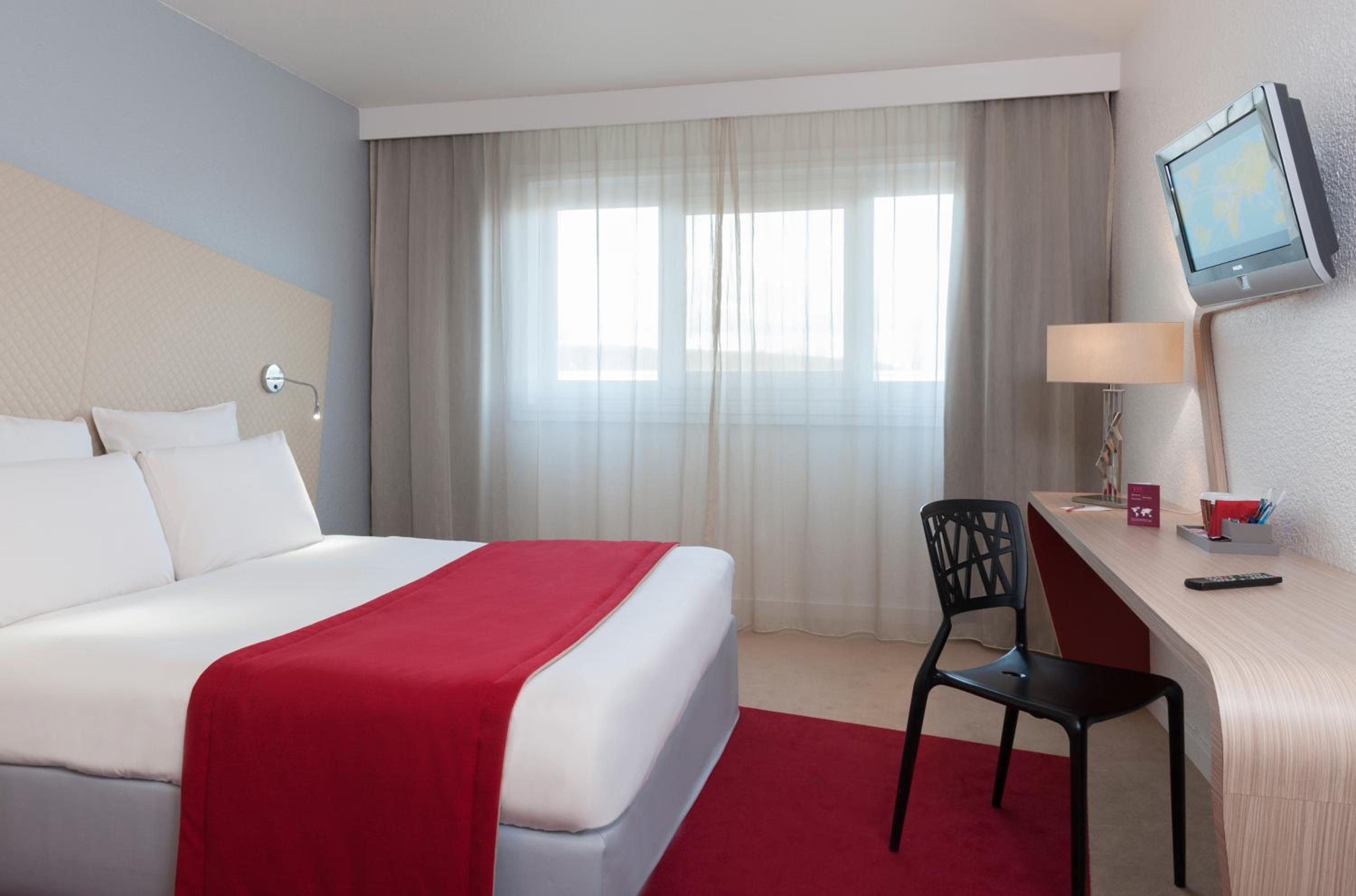 Standard Room with 1 Double Bed