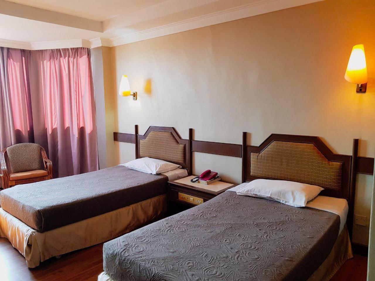 Deluxe Twin Room - Photo 1