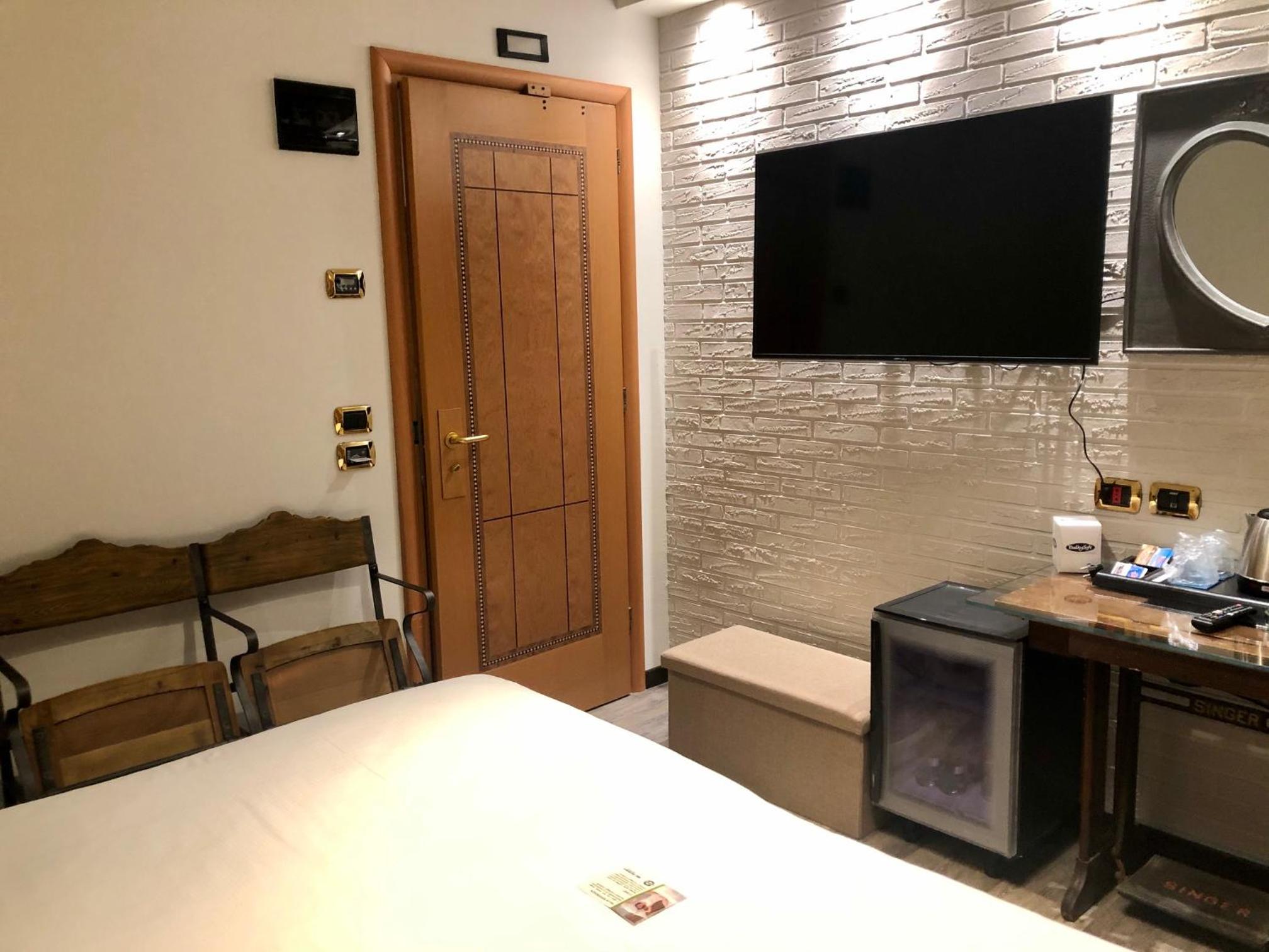 Comfort King Room with Balcony - Annex - Photo 10