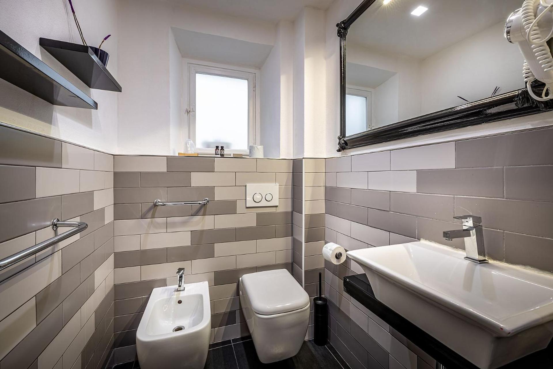Standard Triple Room photo 2