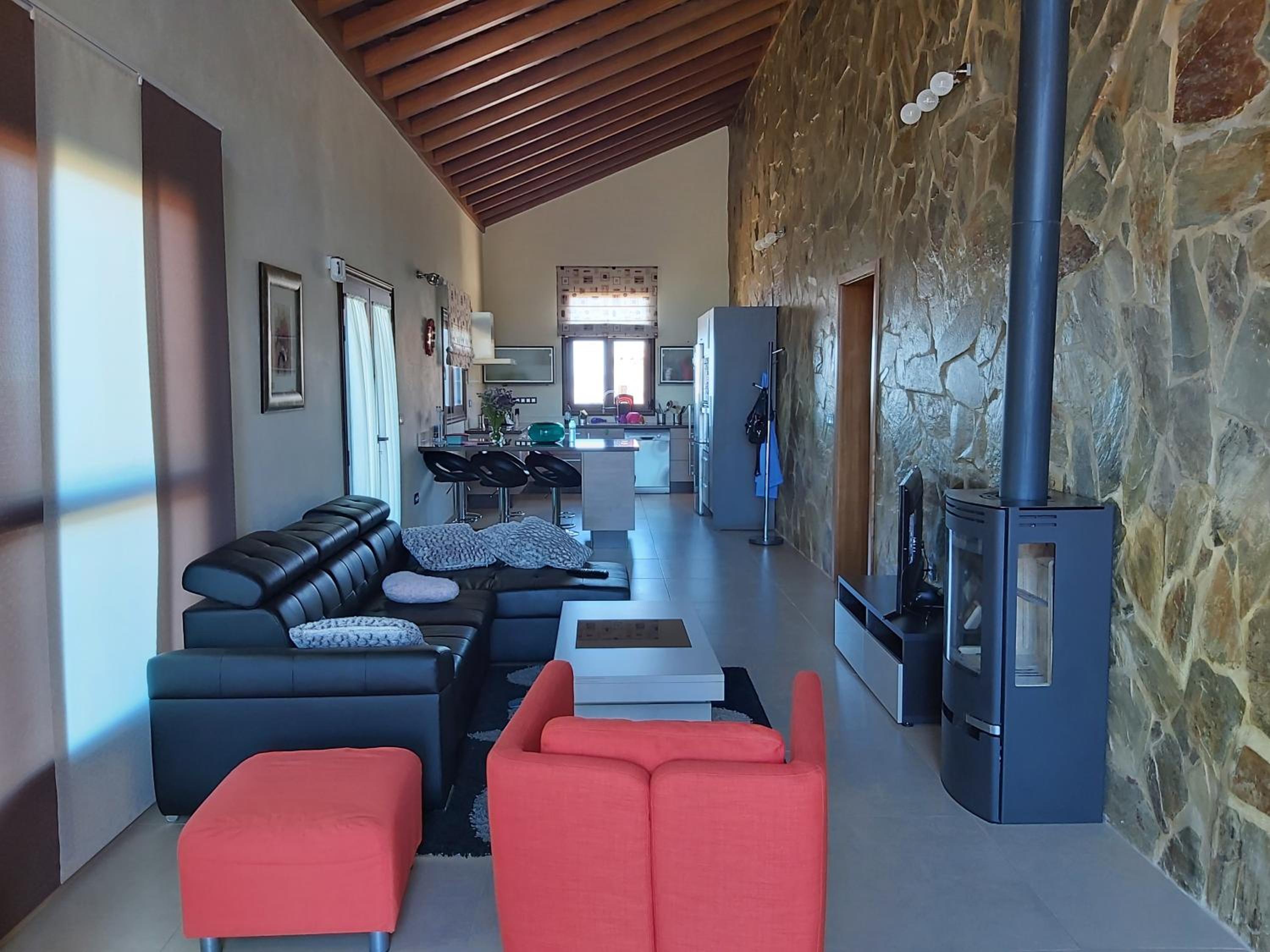 Casa de cuatro habitaciones