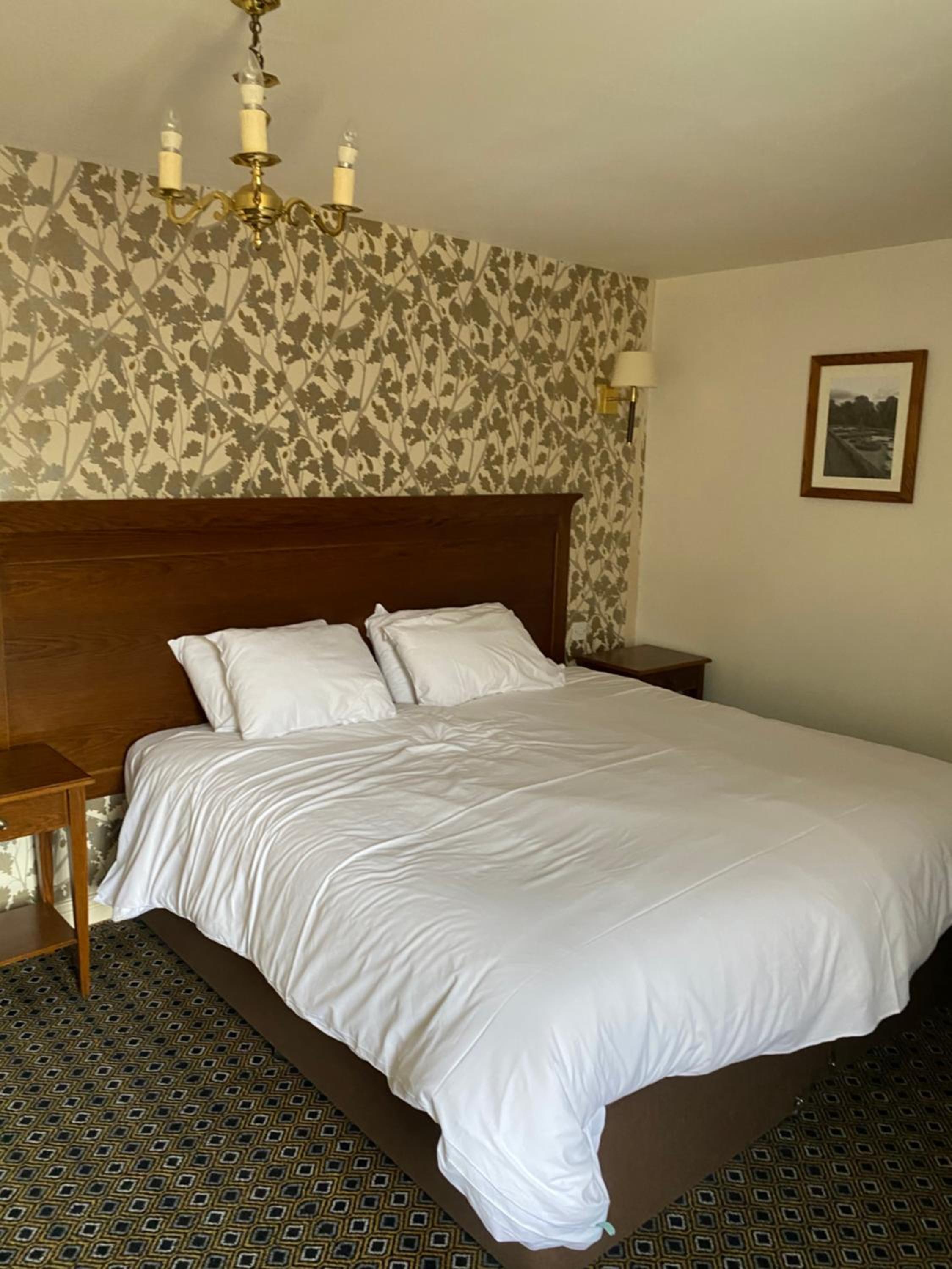 Double Room - Photo 2