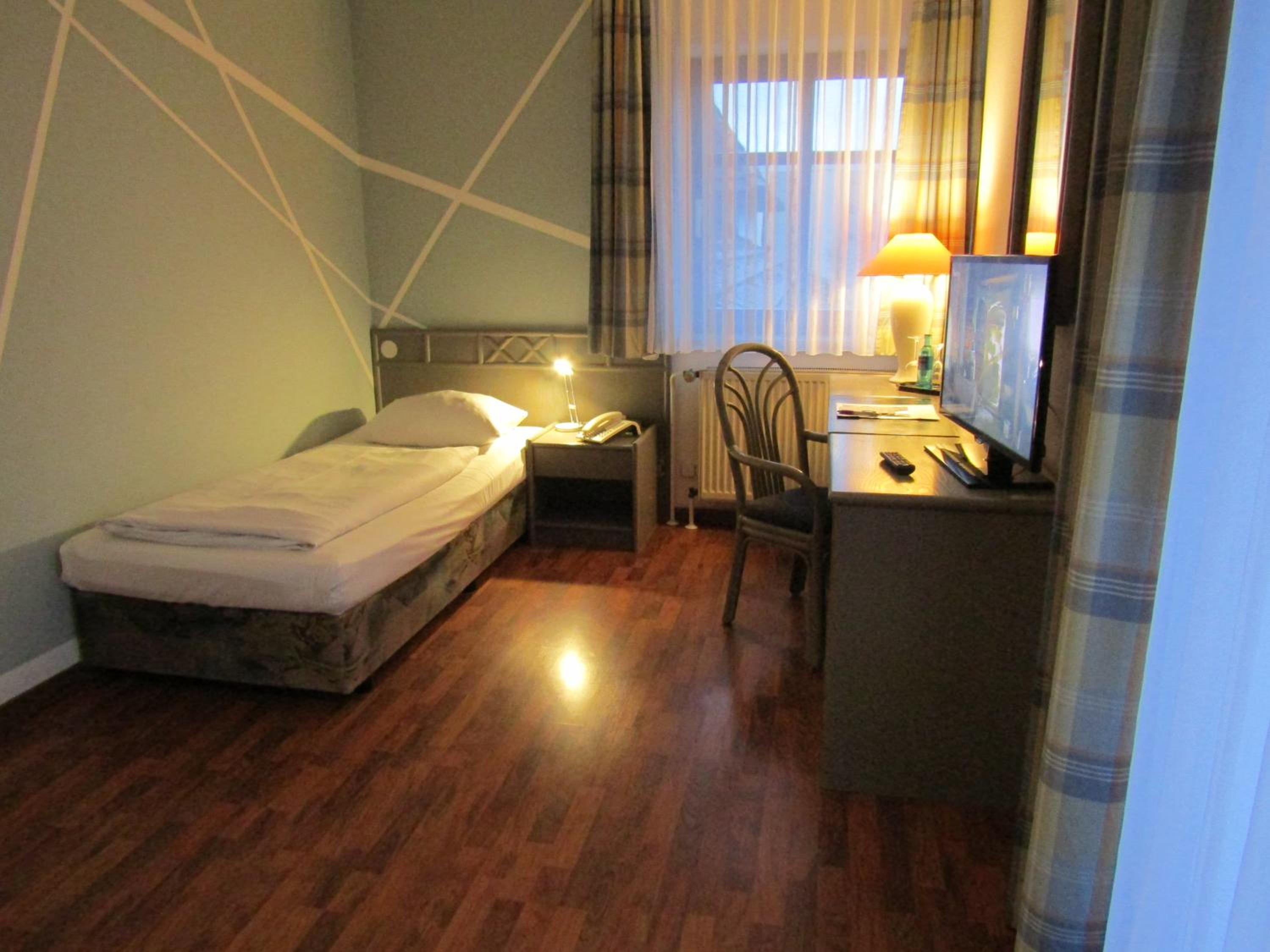 Economy Single Room photo 3