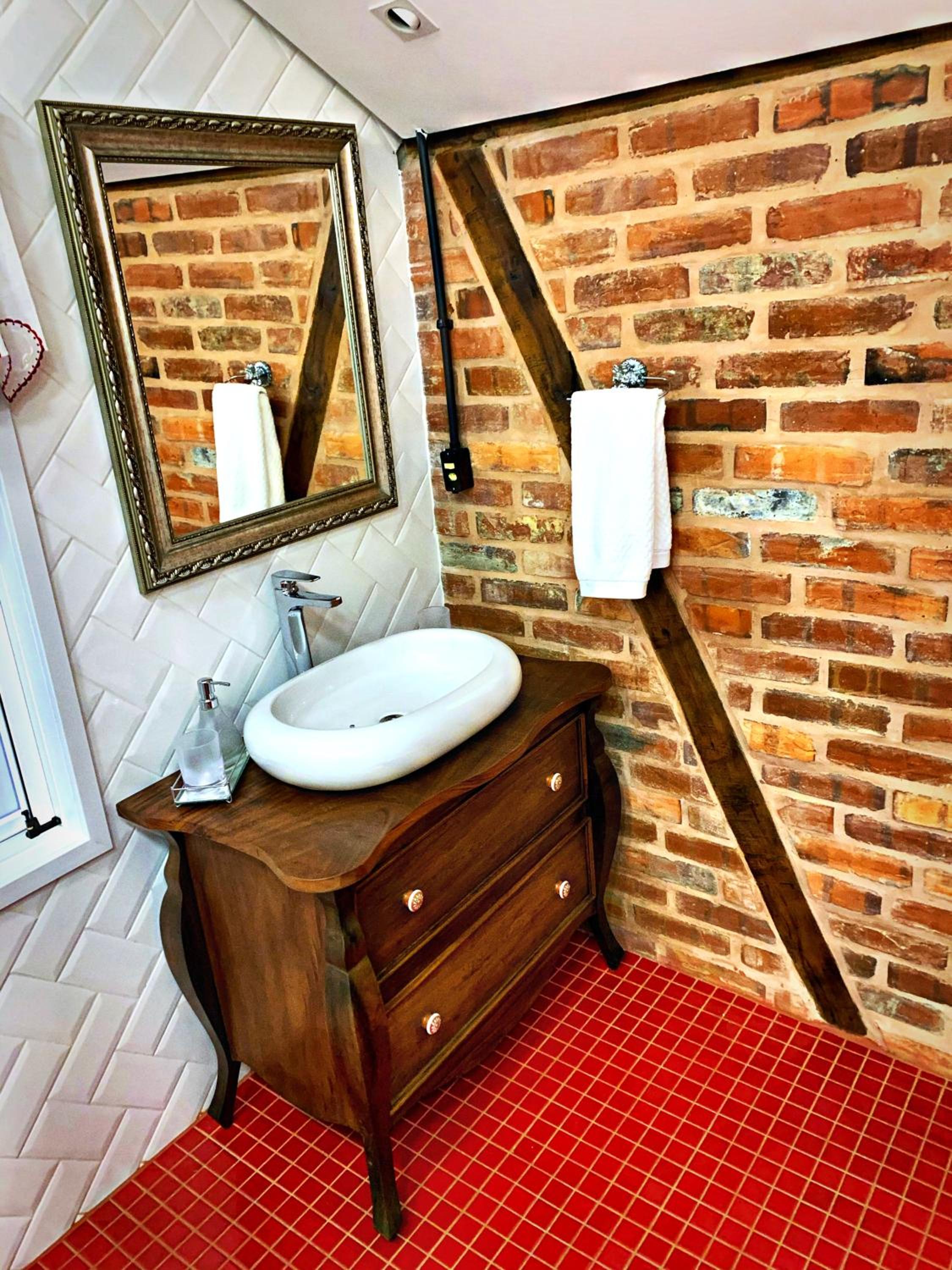 Two-Bedroom Chalet - Photo 12