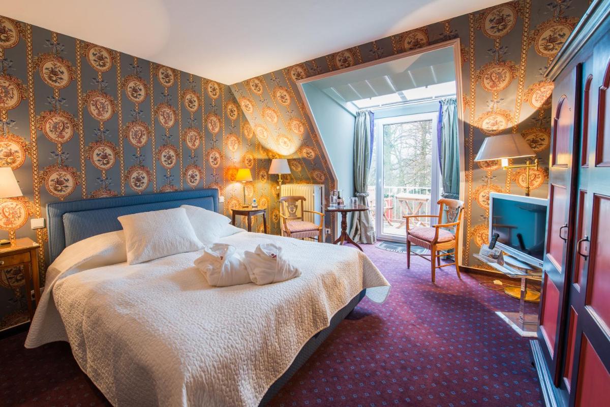 Standard Double Room with Balcony photo 2