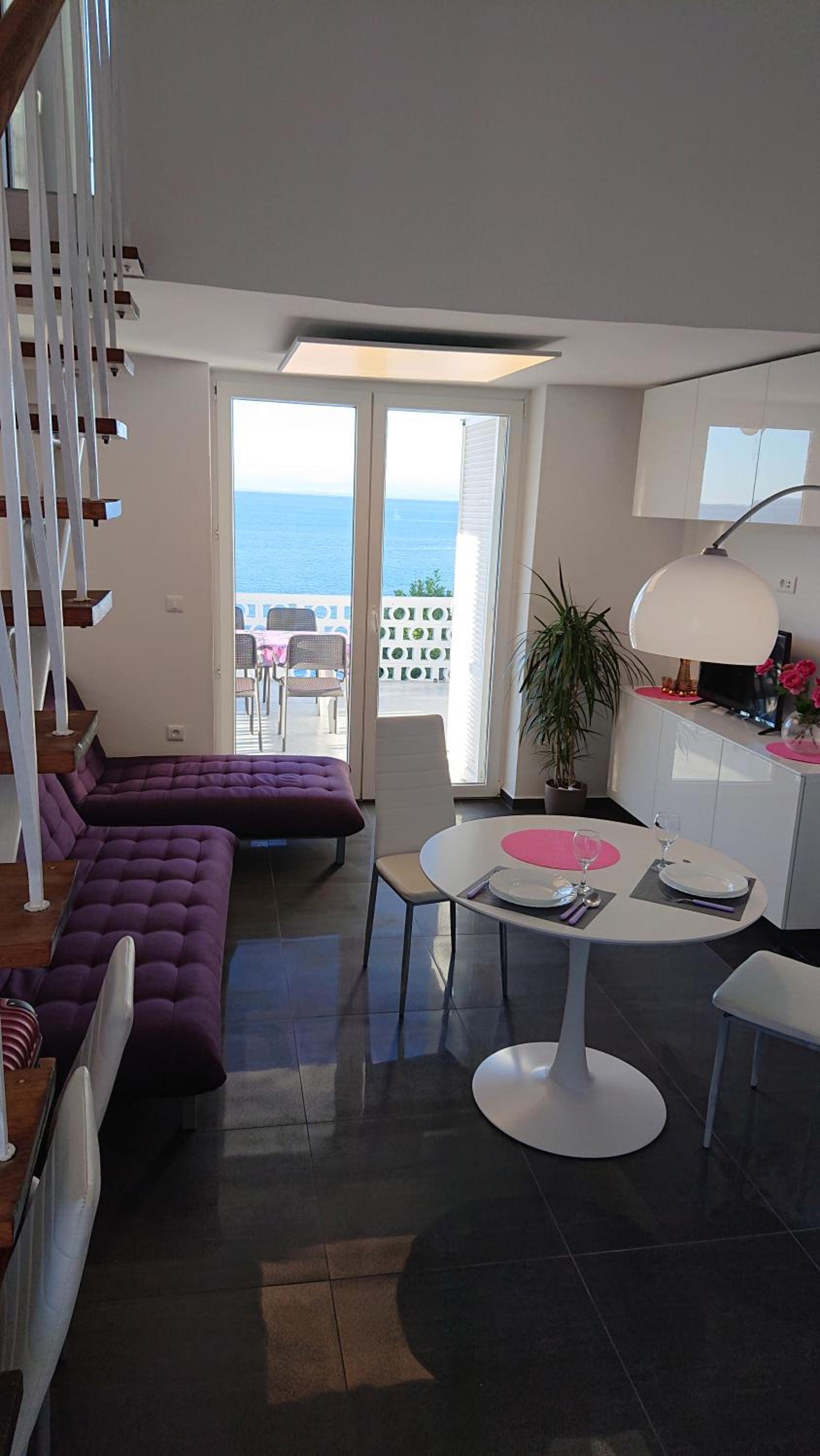 Apartment with Sea View