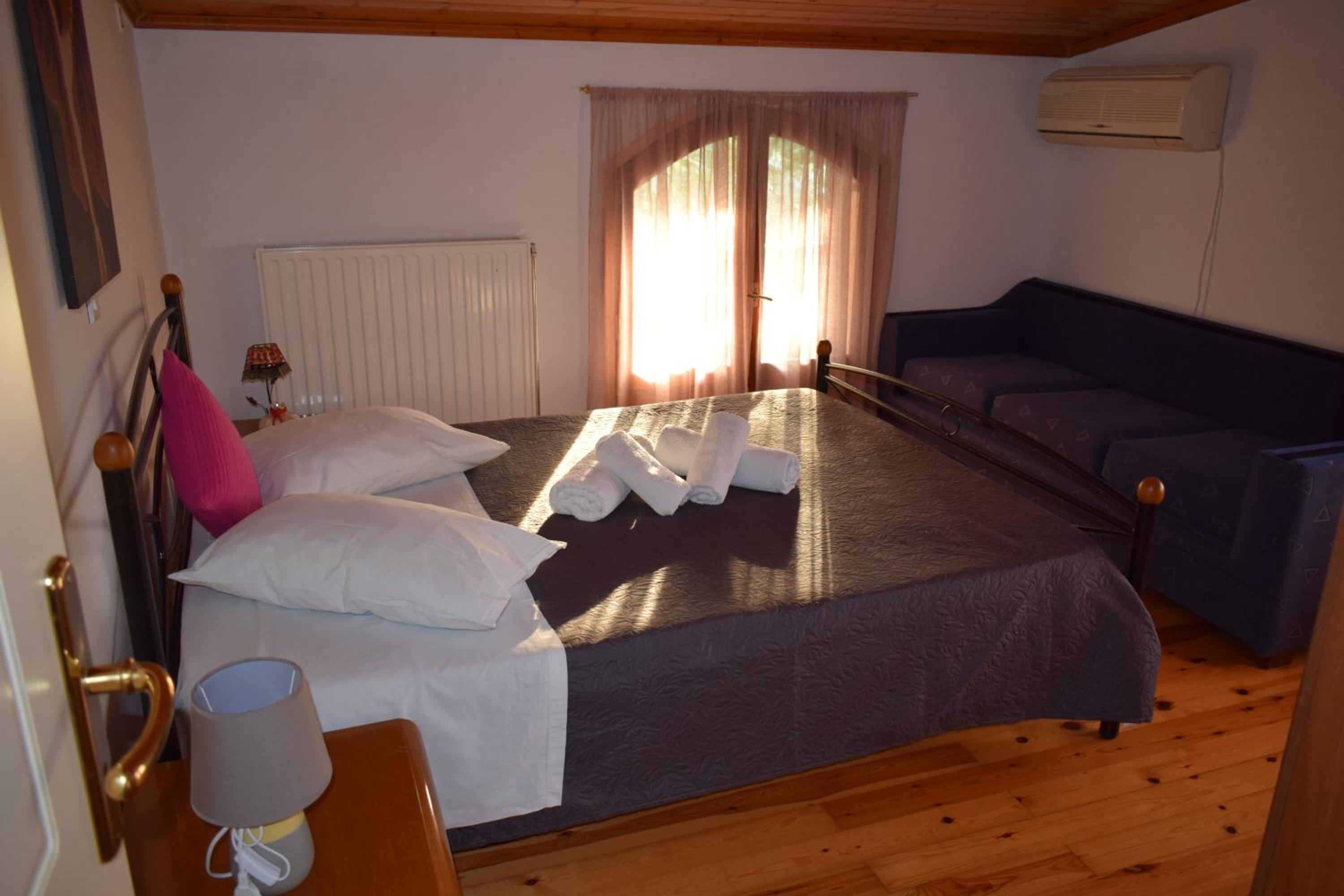 Villa photo 1