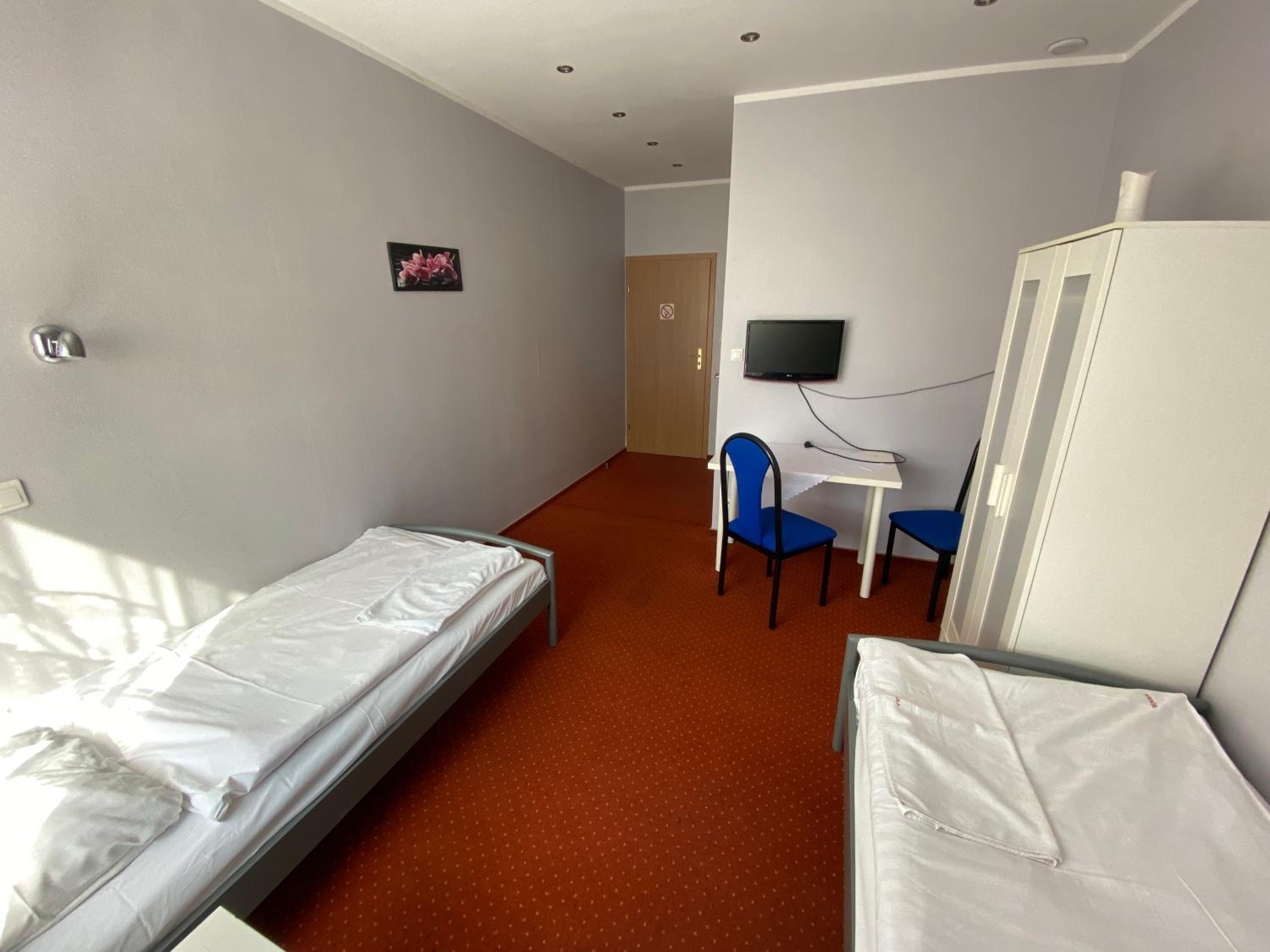Large Double Room photo 3