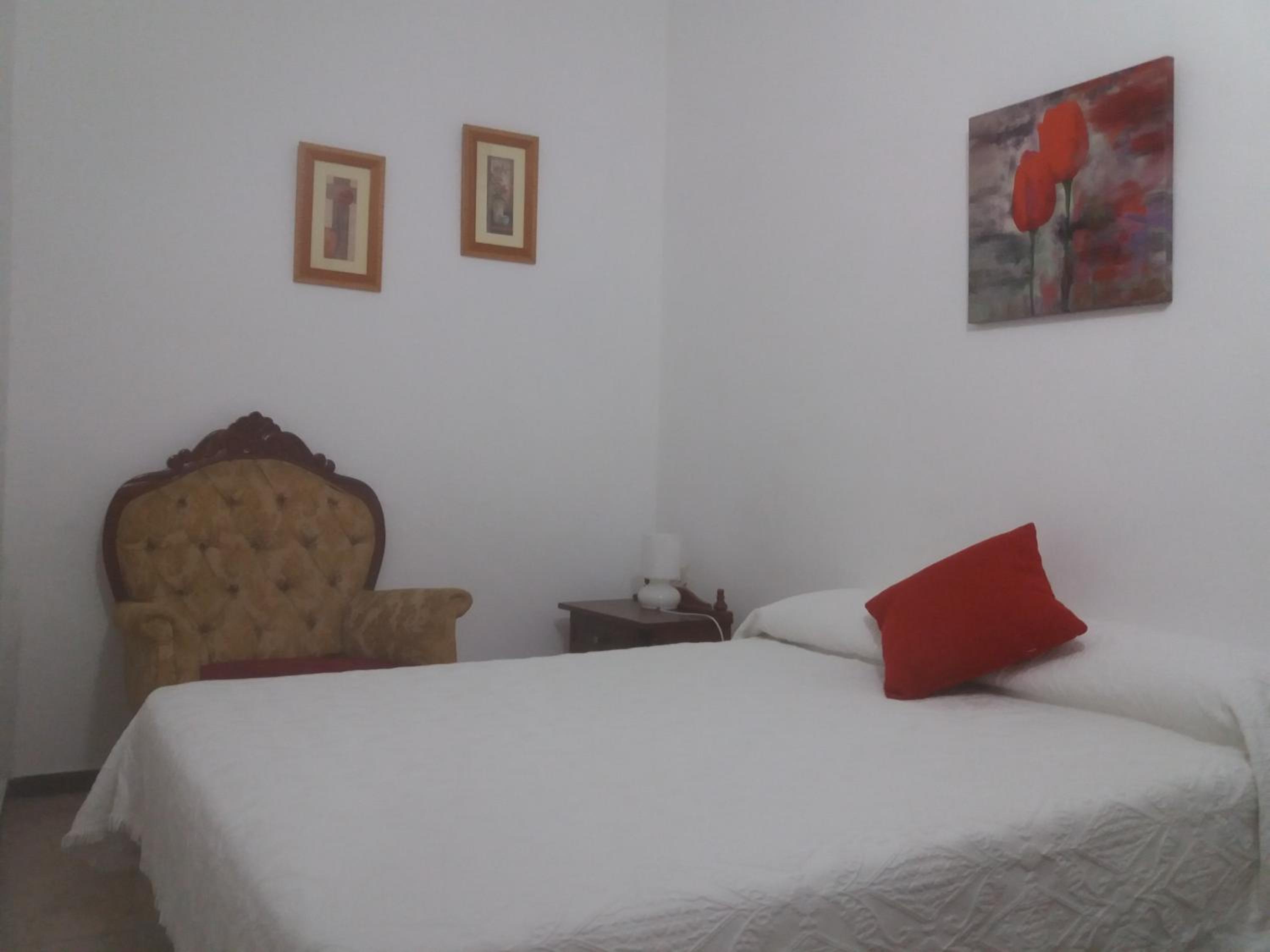 Two-Bedroom House photo 2