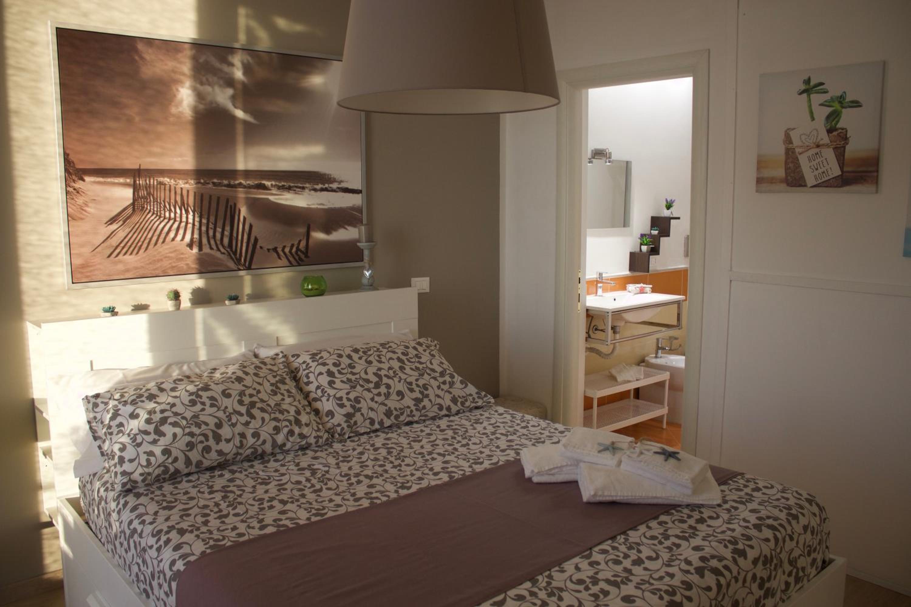 Double Room with Sea View - Photo 1
