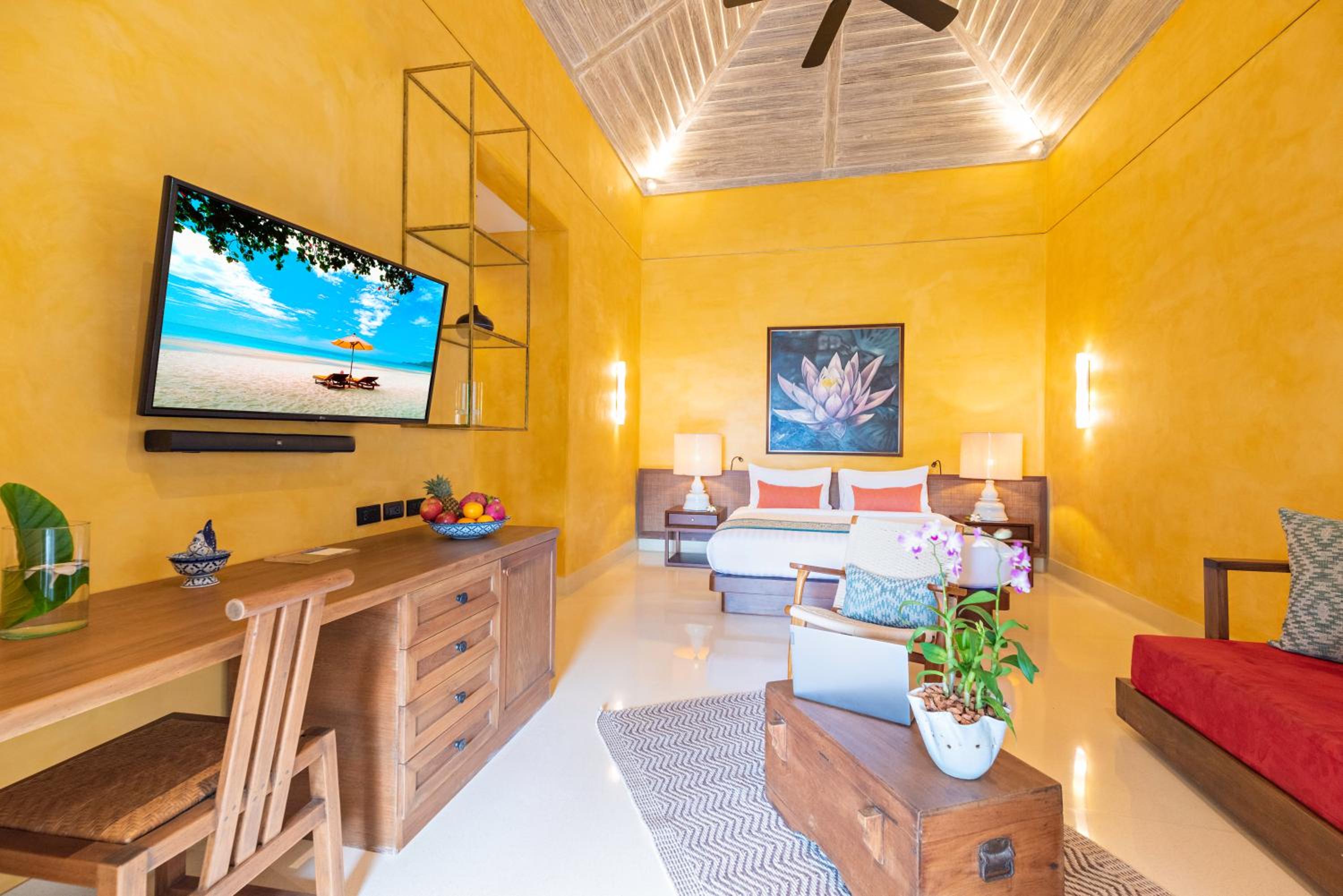 Boutique Ocean Retreat - Photo 1