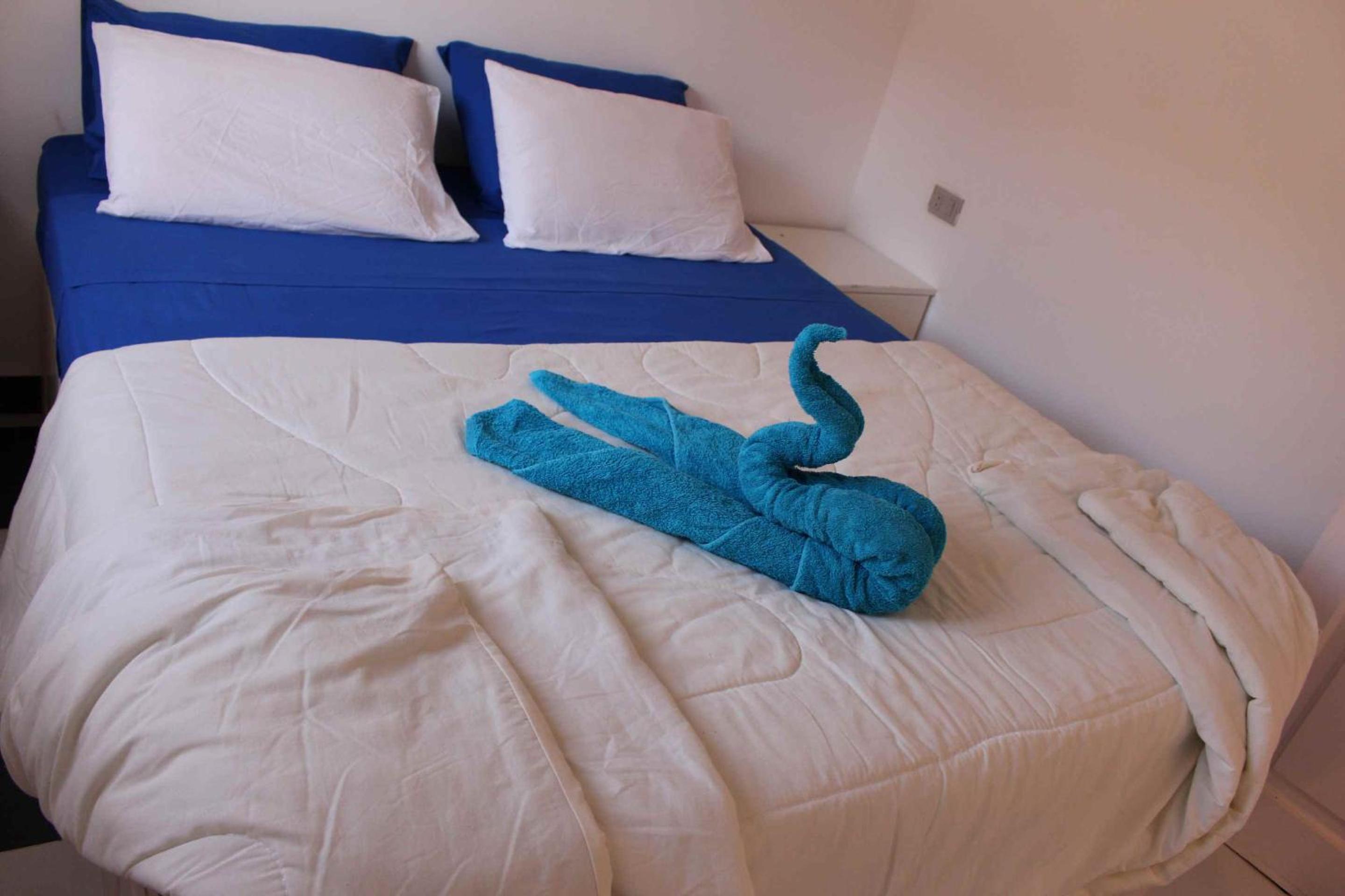 Apartment with Sea View - Photo 18