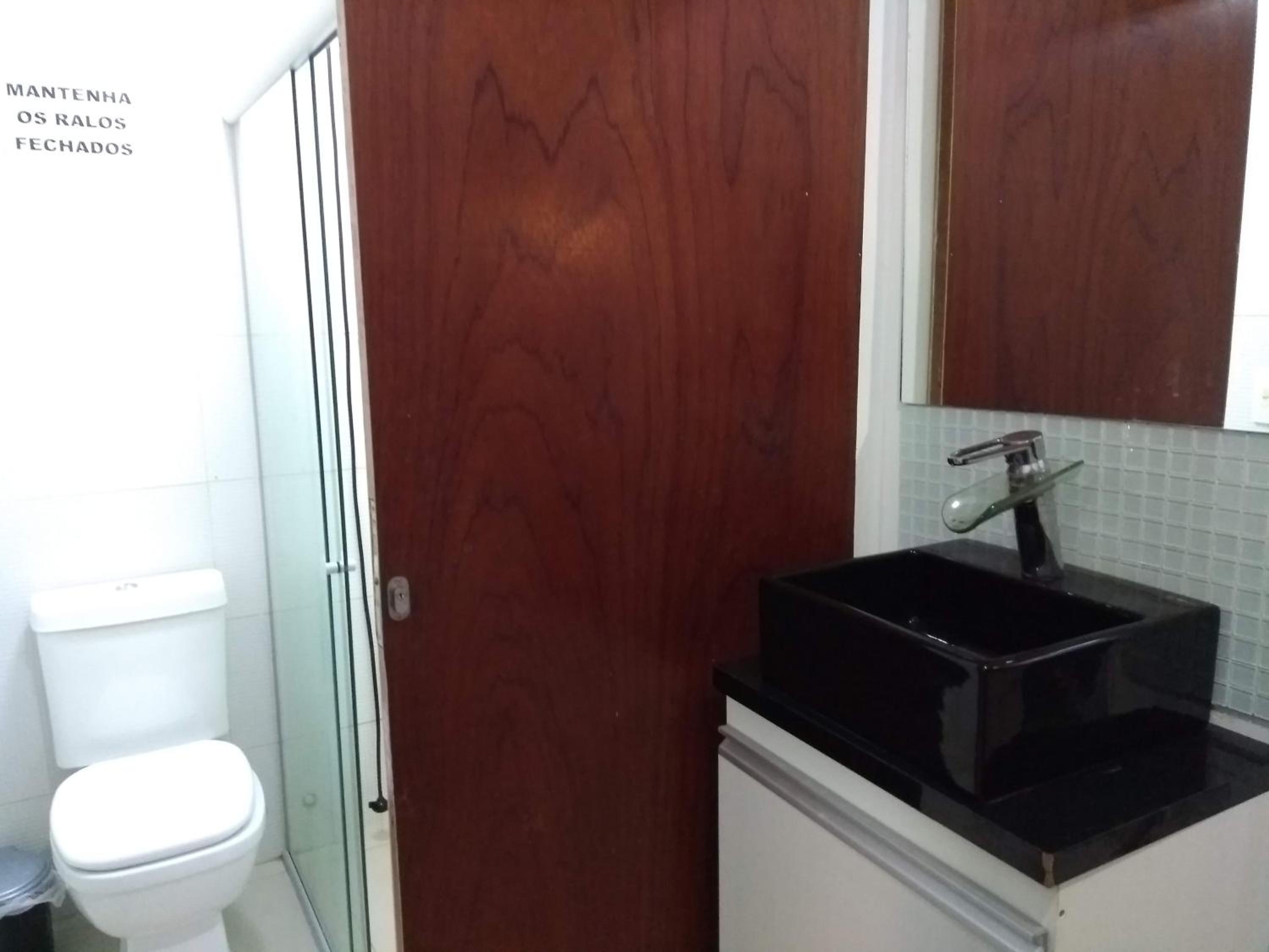 Two-Bedroom Apartment - Photo 21