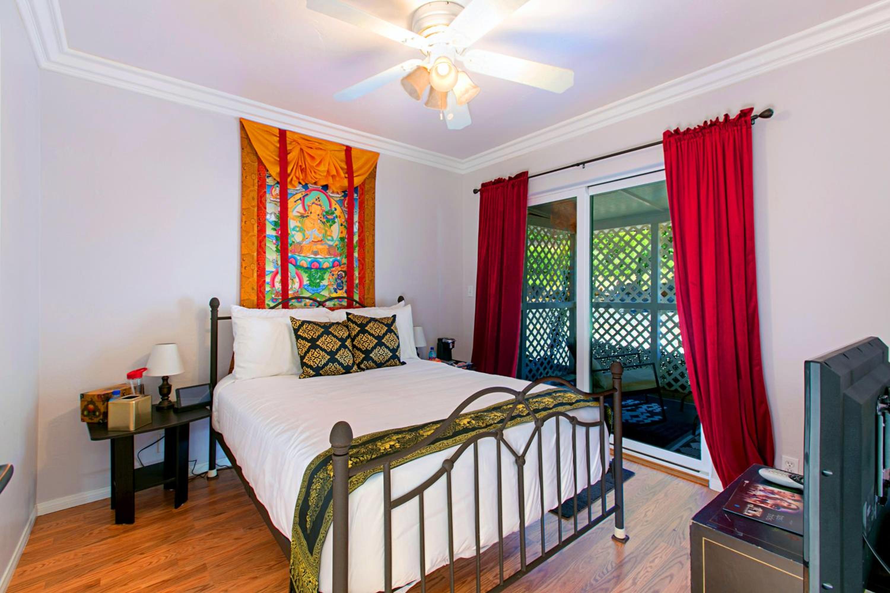 Small Twin Room