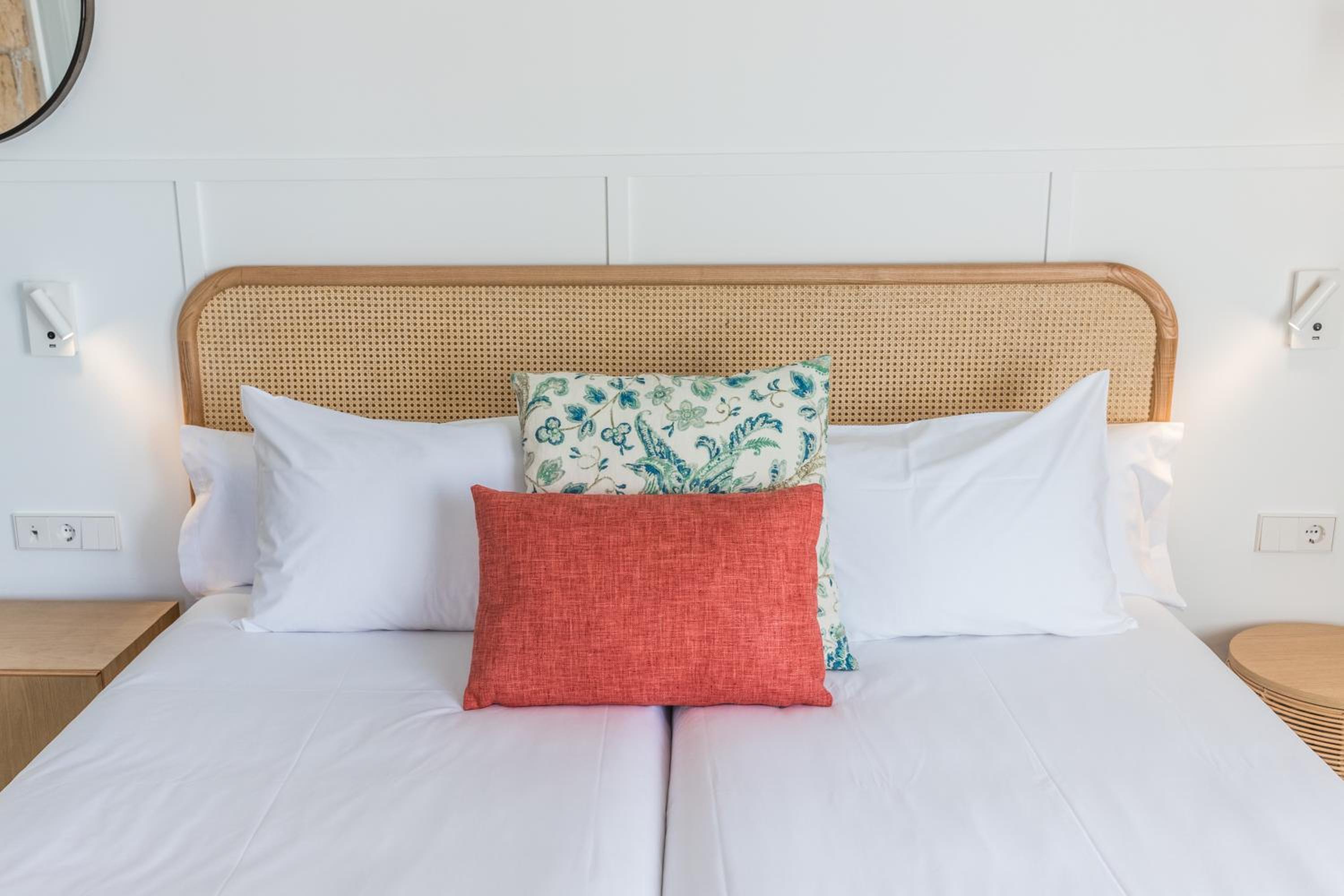 Superior Double/Twin Room - Photo 10