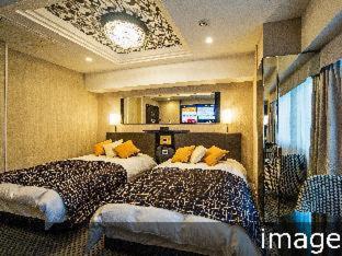 Connecting Rooms for 3 Adults (Single Room + Double Room) - Non-Smoking photo 2
