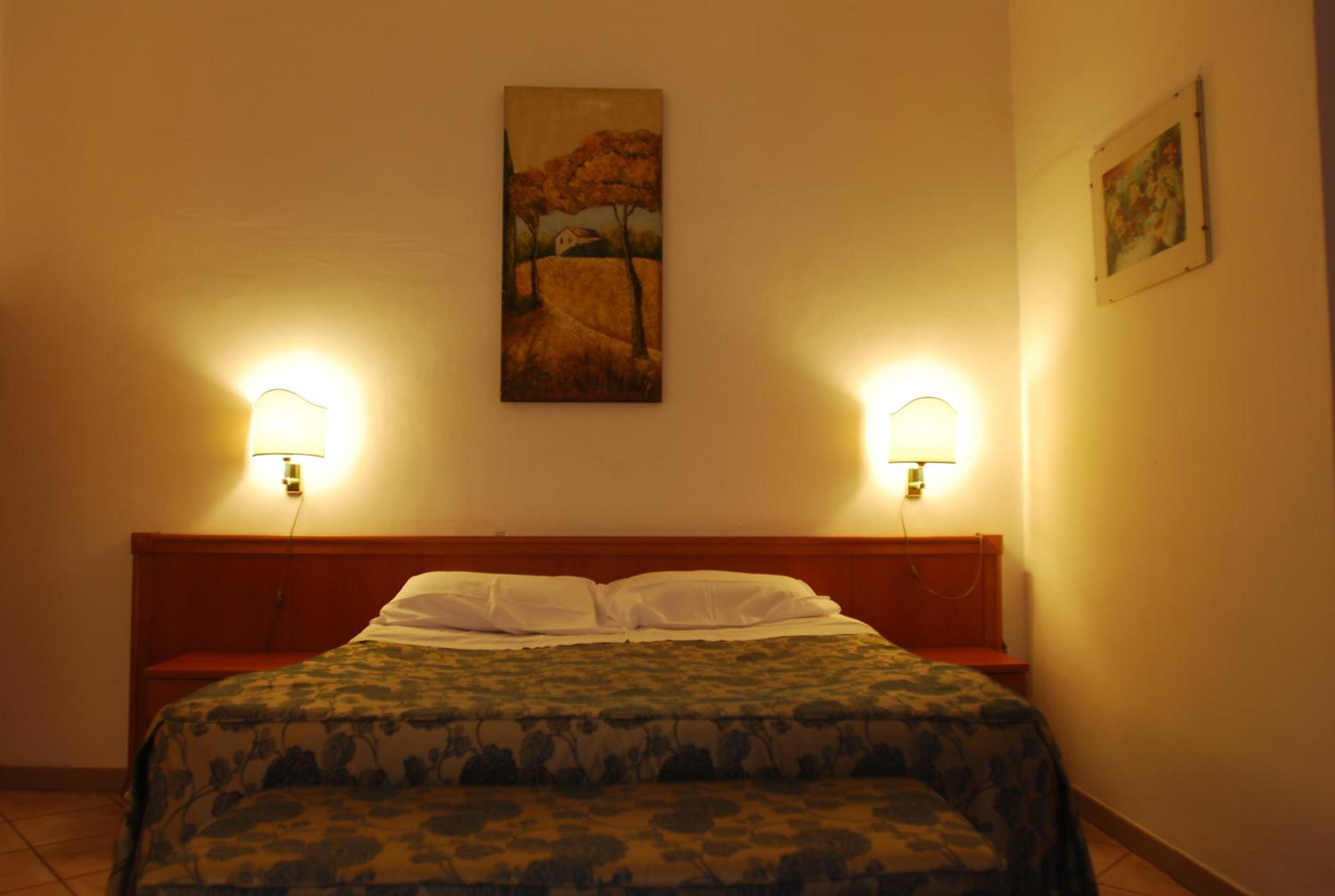 Double Room (Via Teobaldi, 2) - Photo 7