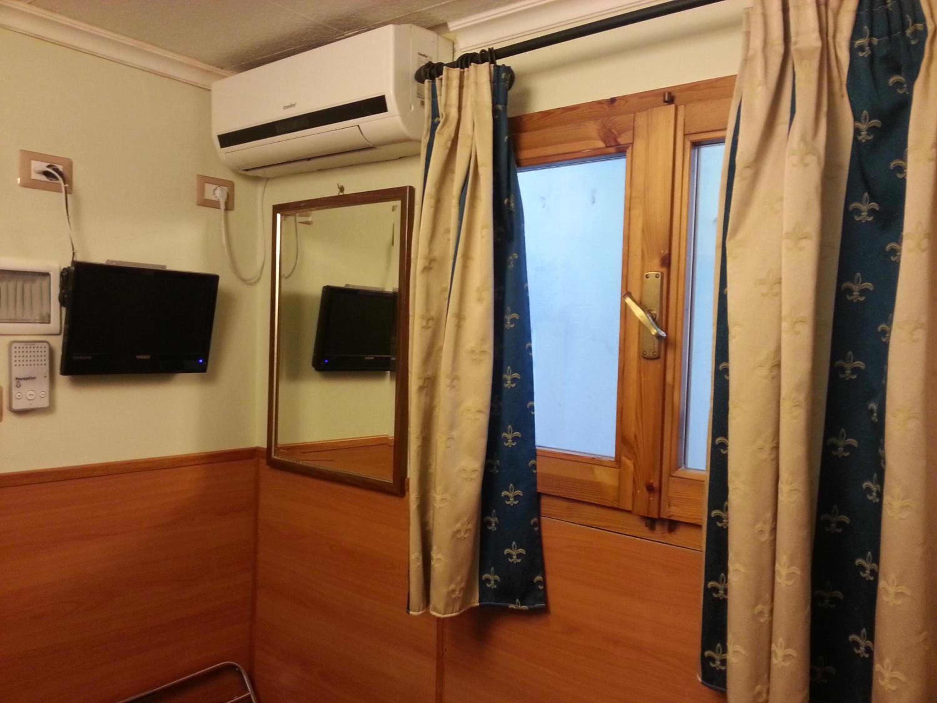 Economy Double Room - Dependance