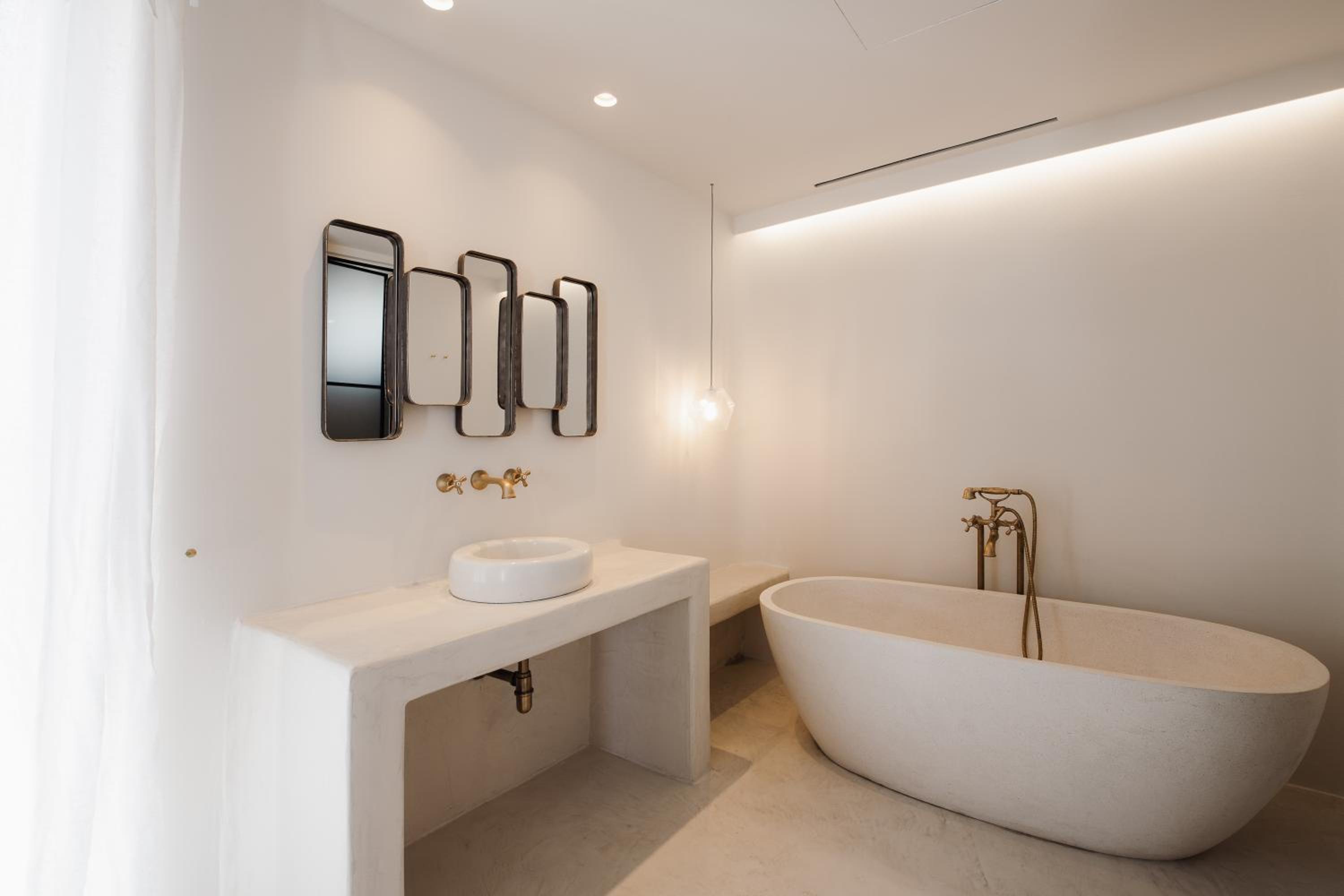 Deluxe Suite - Photo 4