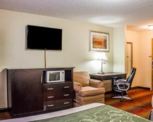 2 Double Beds, Smoking - Photo 3