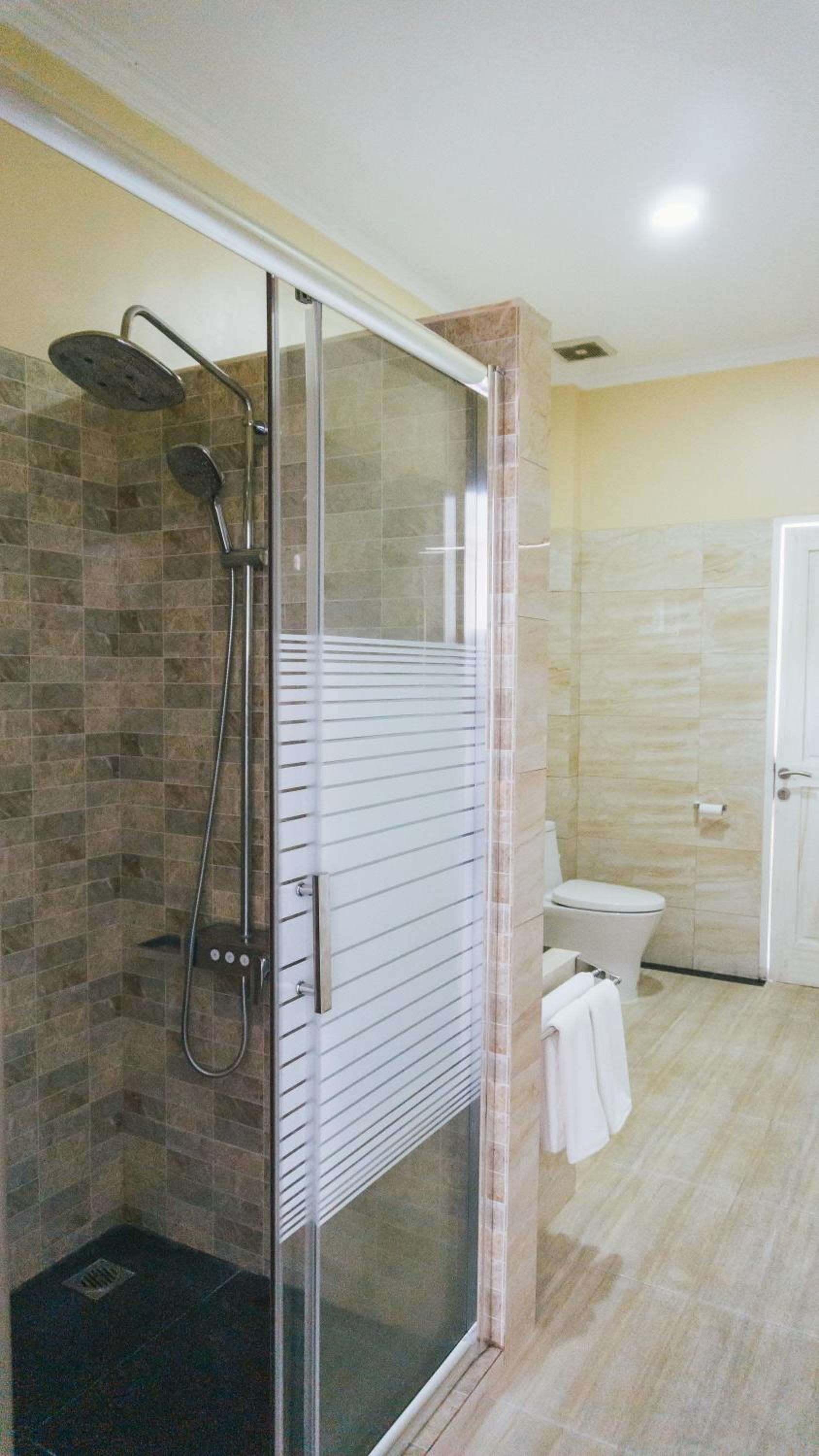 One-Bedroom Suite photo 2