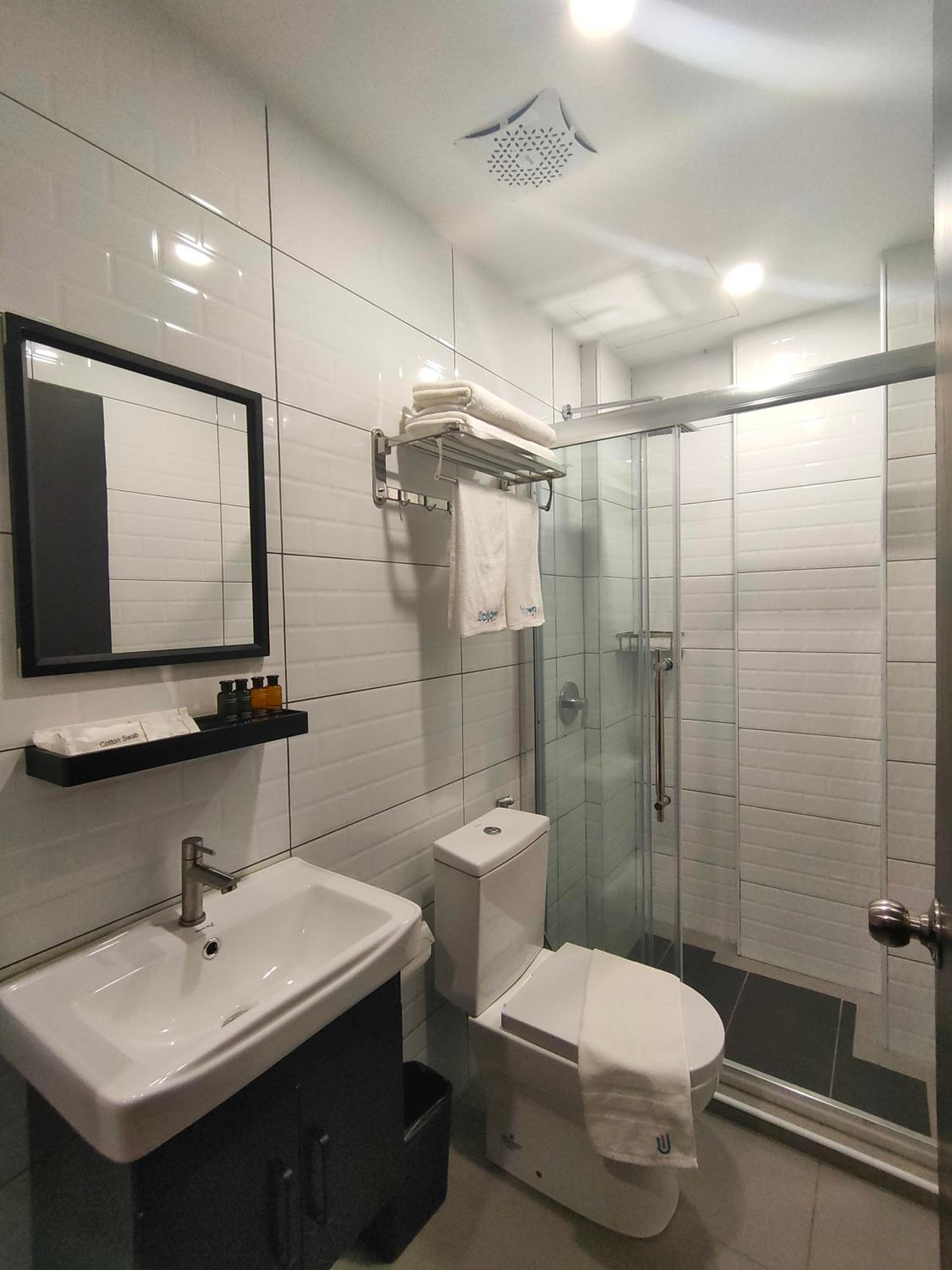 Standard Twin Room - Photo 3
