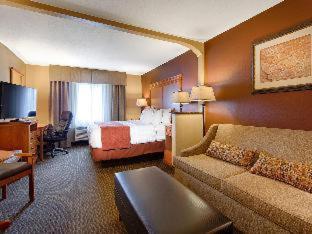 King Suite with Sofa Bed and Kitchenette - Non-Smoking photo 1