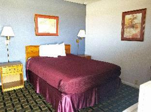 Queen Room - Photo 1