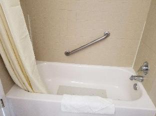 Queen Room - Photo 4