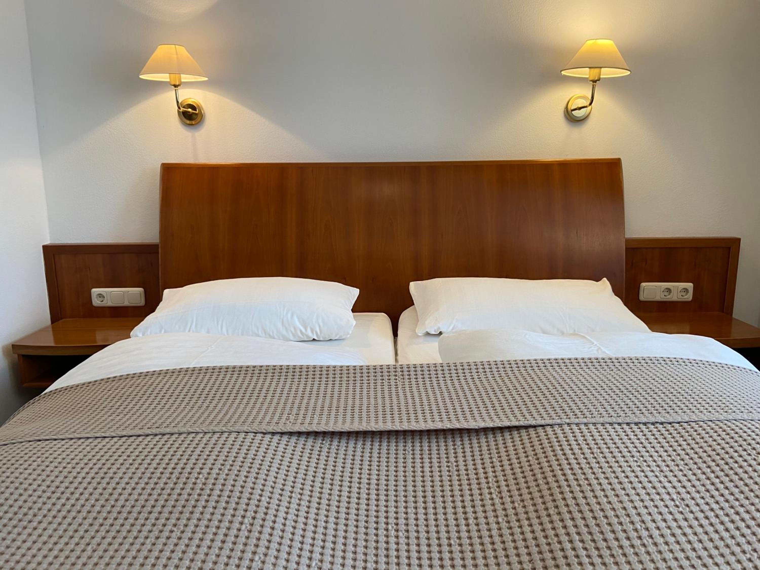 Superior Double Room - Photo 2
