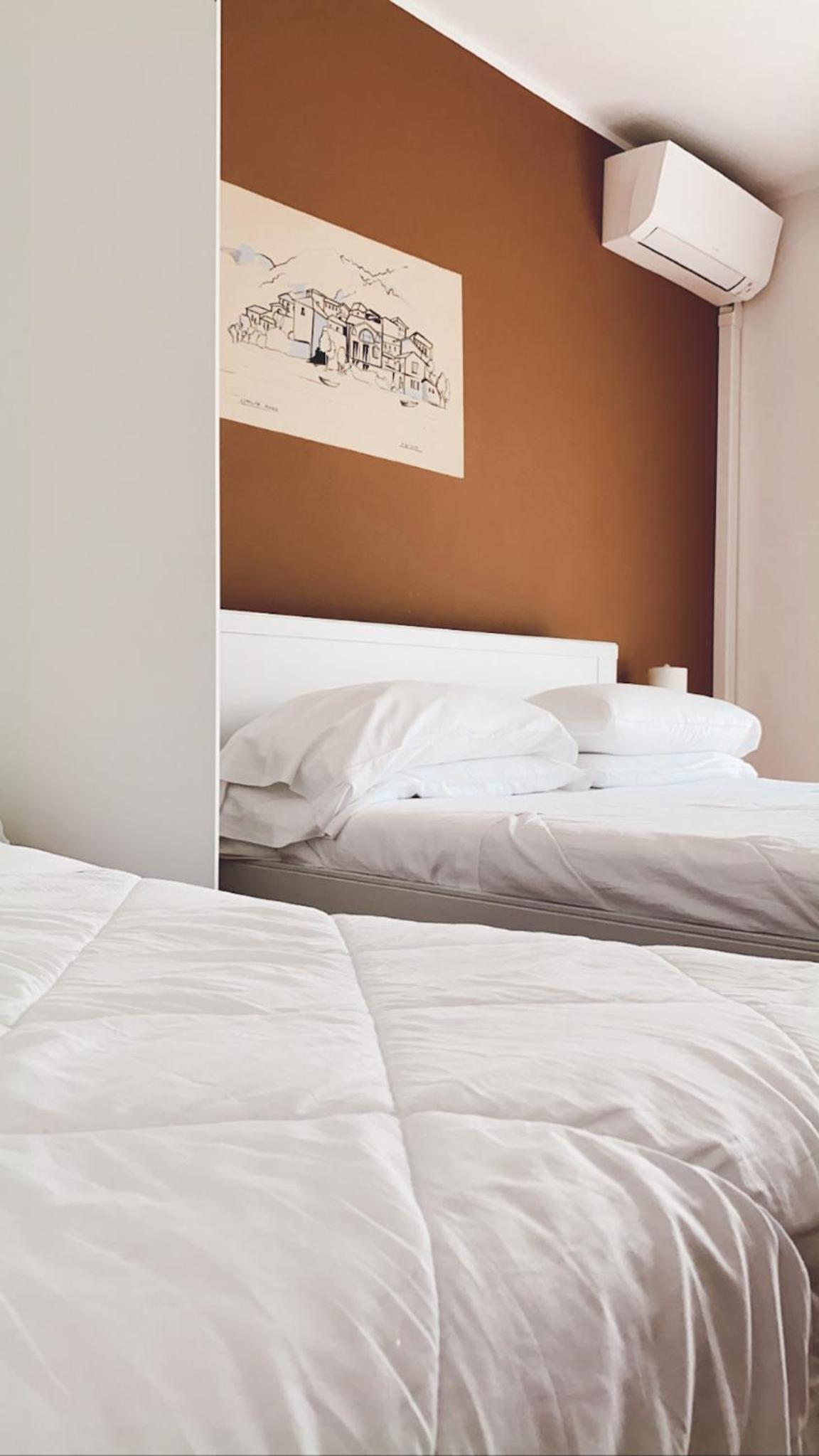 Quadruple Room with Balcony - Photo 6