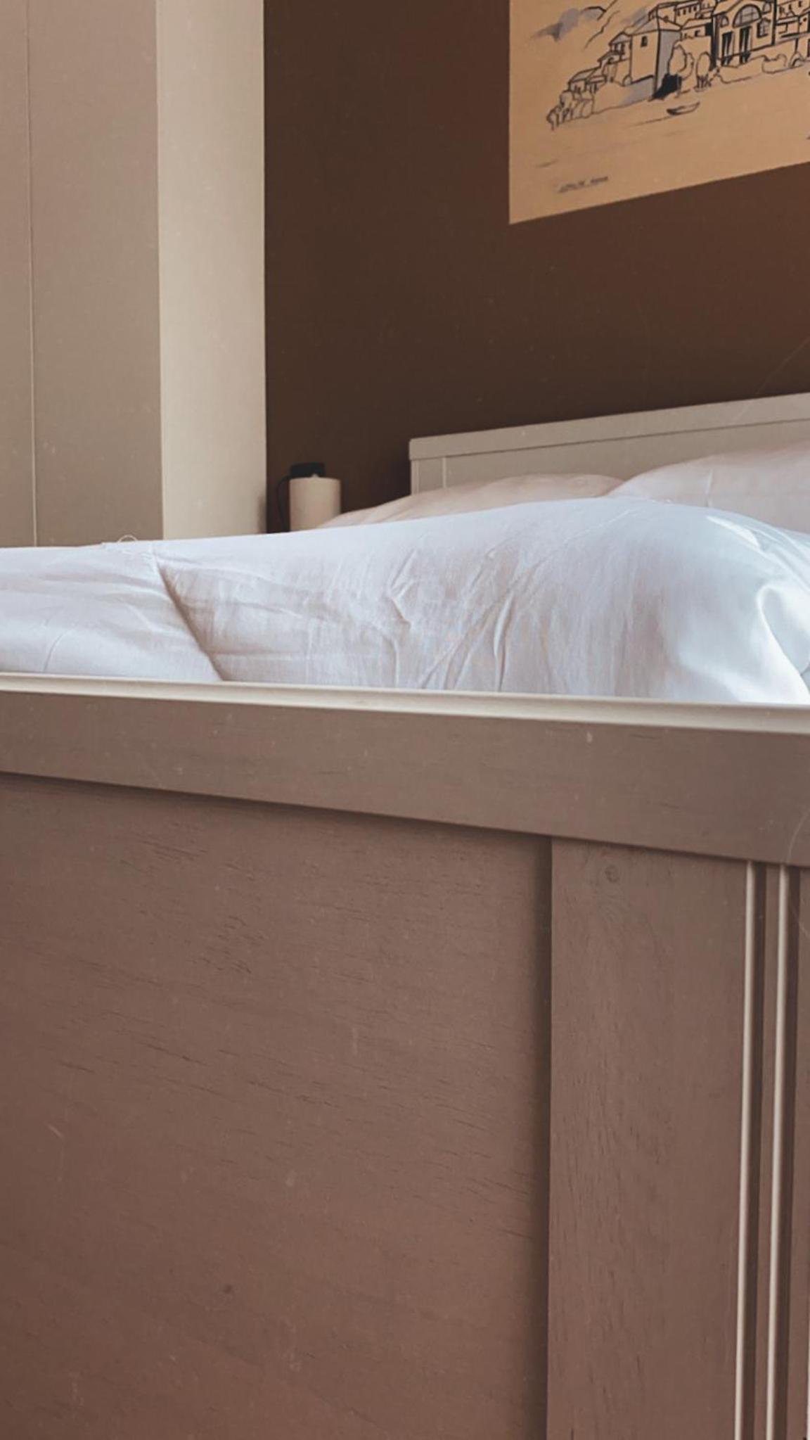 Double Room - Photo 12