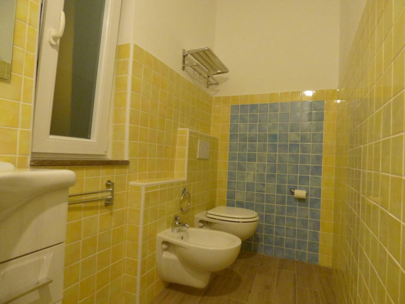 Deluxe Double or Twin Room with Balcony - Photo 5
